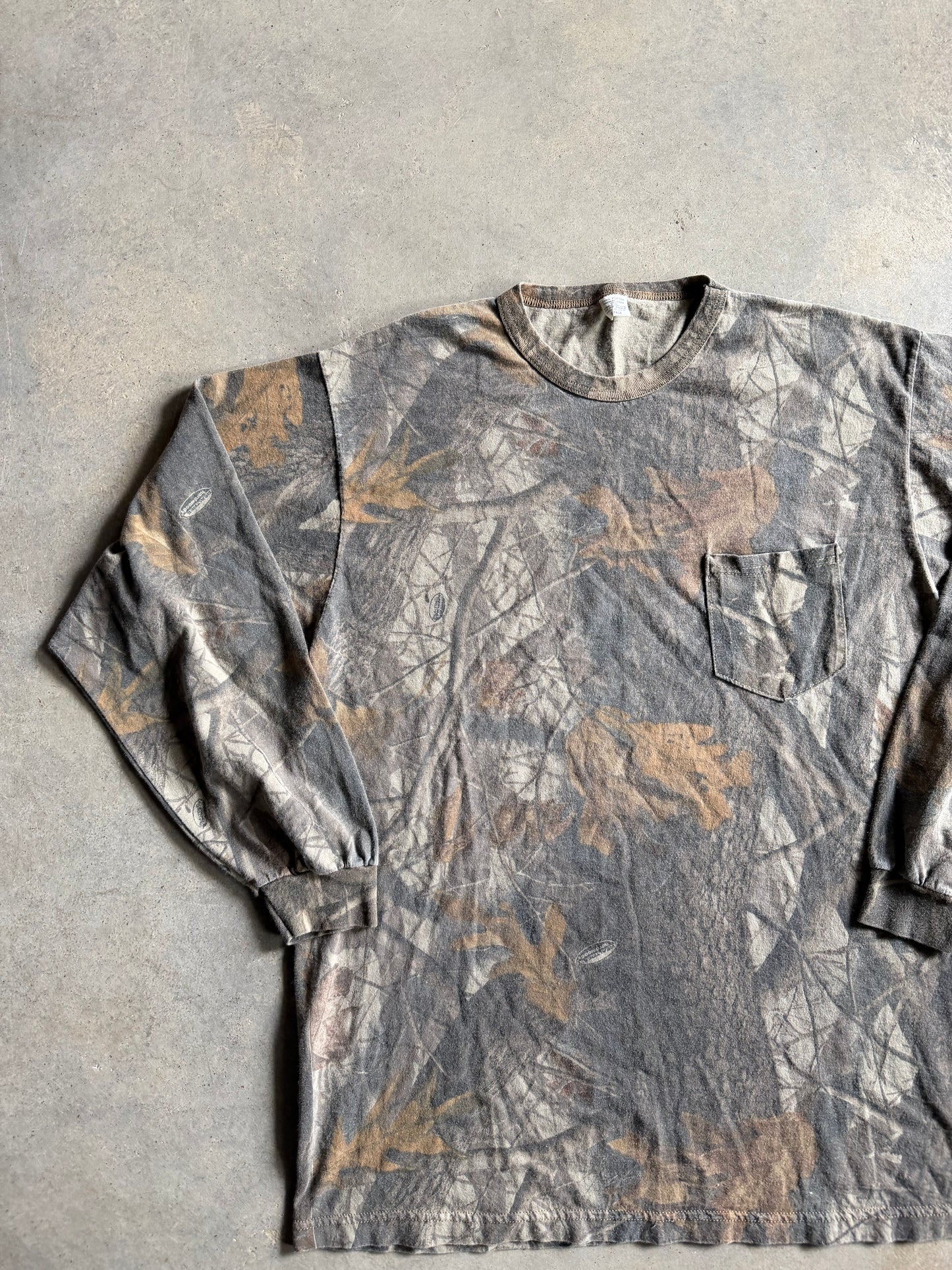 VTG Camo Deer LS Tee Sz L