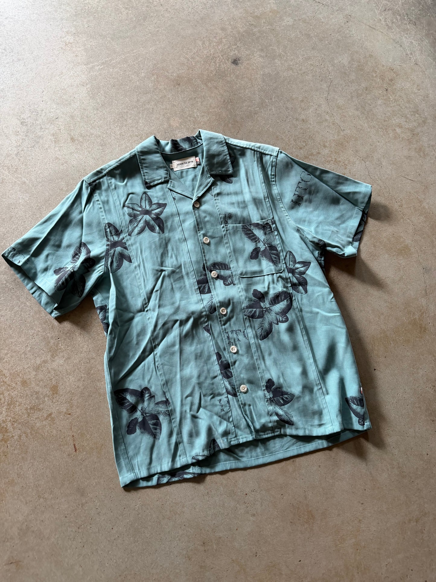 Honor The Gift Green Leaf Button Up Shirt Sz S/M