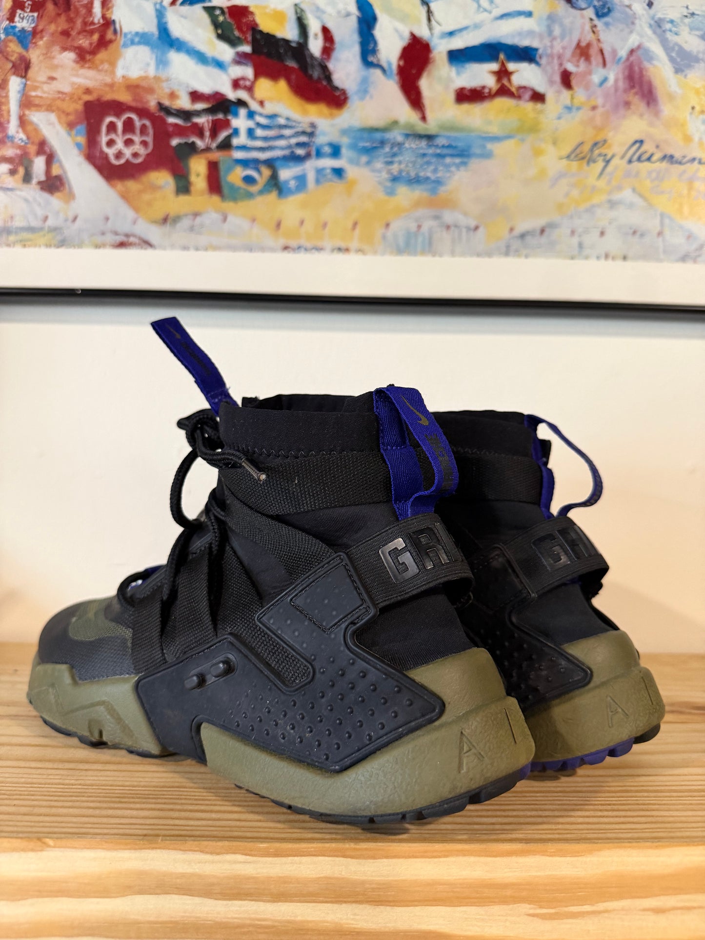 Preowned Nike Air Huarache Gripp Black Olive Canvas Sz 8M/9.5W
