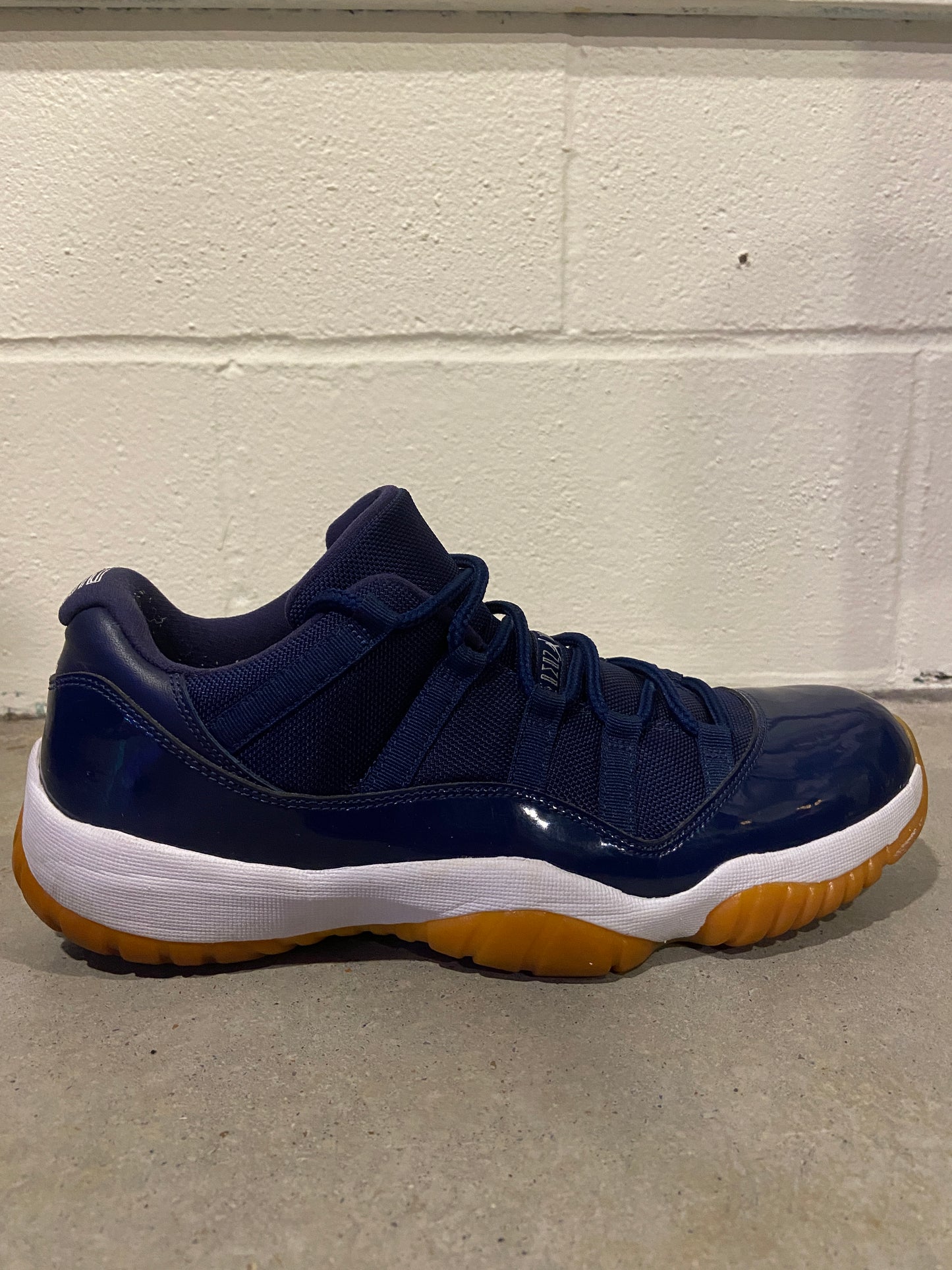 PreOwned Air Jordan 11 Low Midnight Navy Sz 11.5M/13W