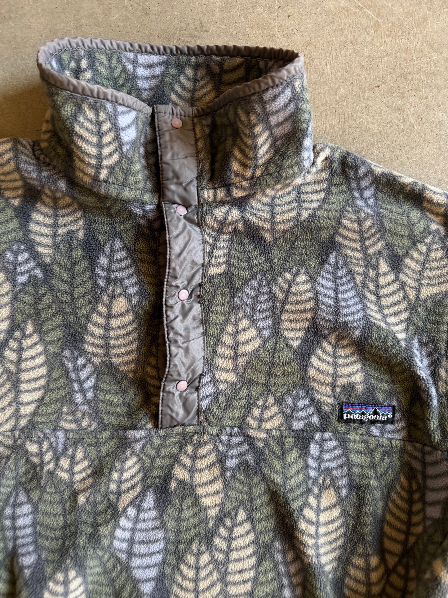 VTG Patagonia Synchilla Leaves Print Fleece Sz M