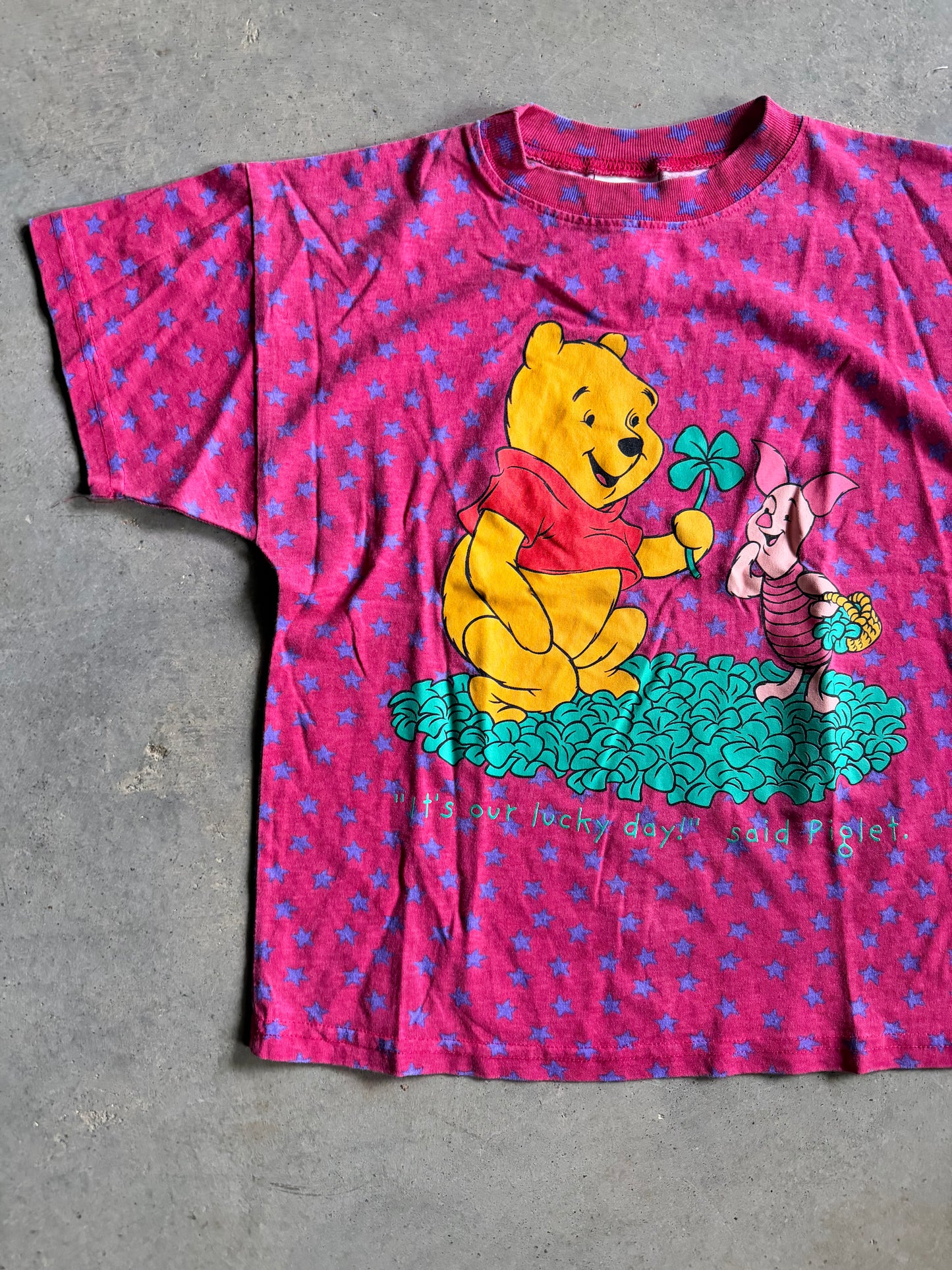 VTG 90s Winnie the Pooh Flowers Tee Sz Yth L