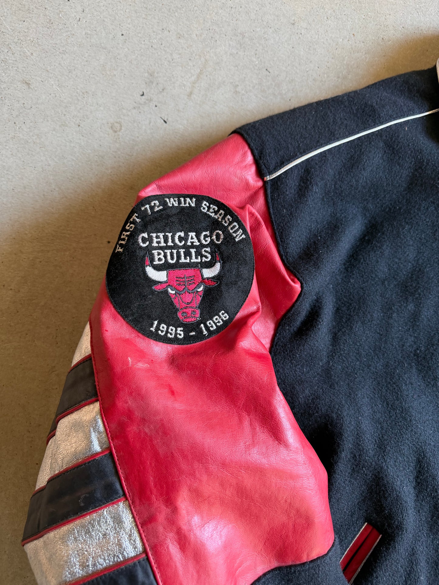 Jeff Hamilton Chicago Bulls 1996 NBA Champions 72-10 Jacket Sz 2XL