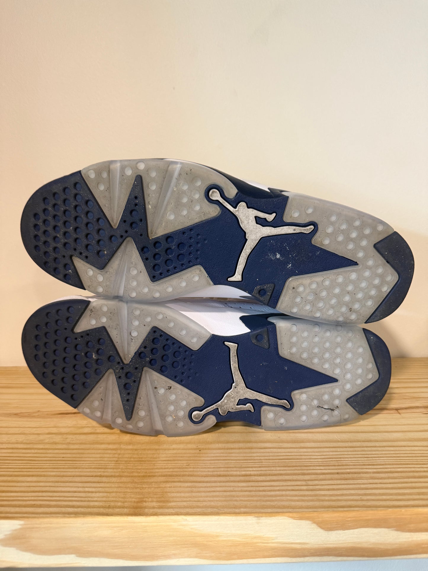 Preowned Jordan 6 Retro Midnight Navy (2022) Size 13 CT8529-141