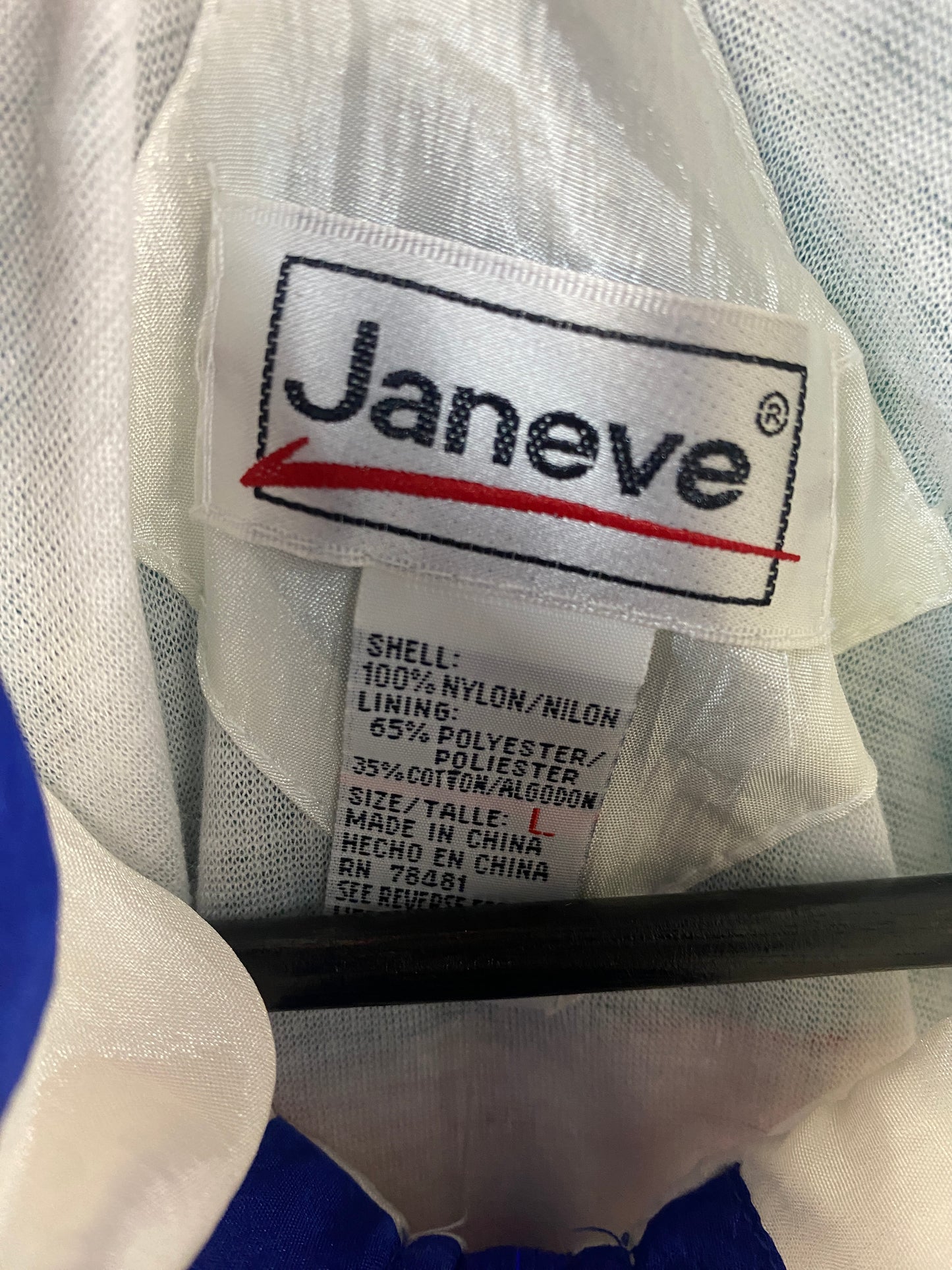 VTG Janeve 'World Flags' Nylon Jacket Sz L