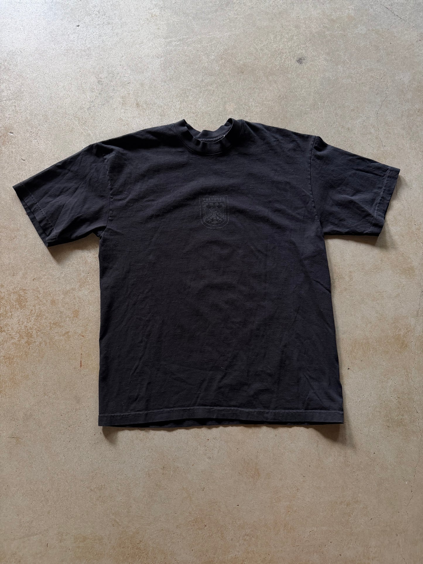 Vultures Crest Black Tee Sz L/XL