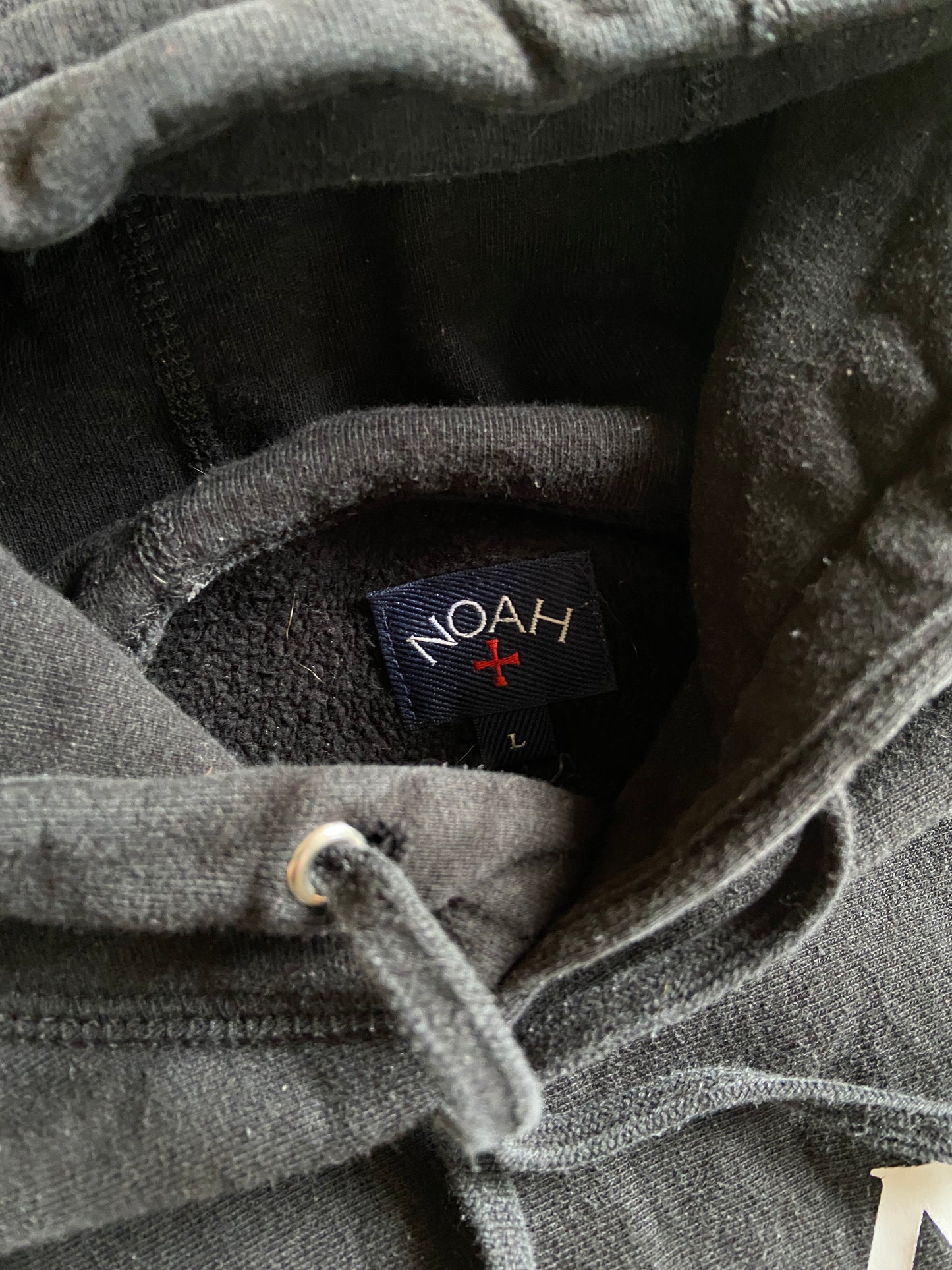Noah Red Rose Black Hoodie Sz L