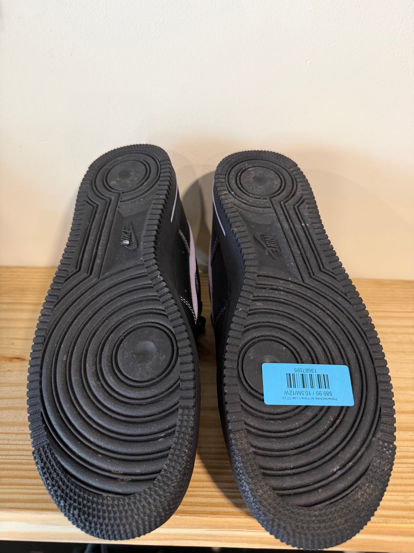 Preowned Nike Air Force 1 Low '07 LV8 Hydrangeas Black Sz 10.5M/12W