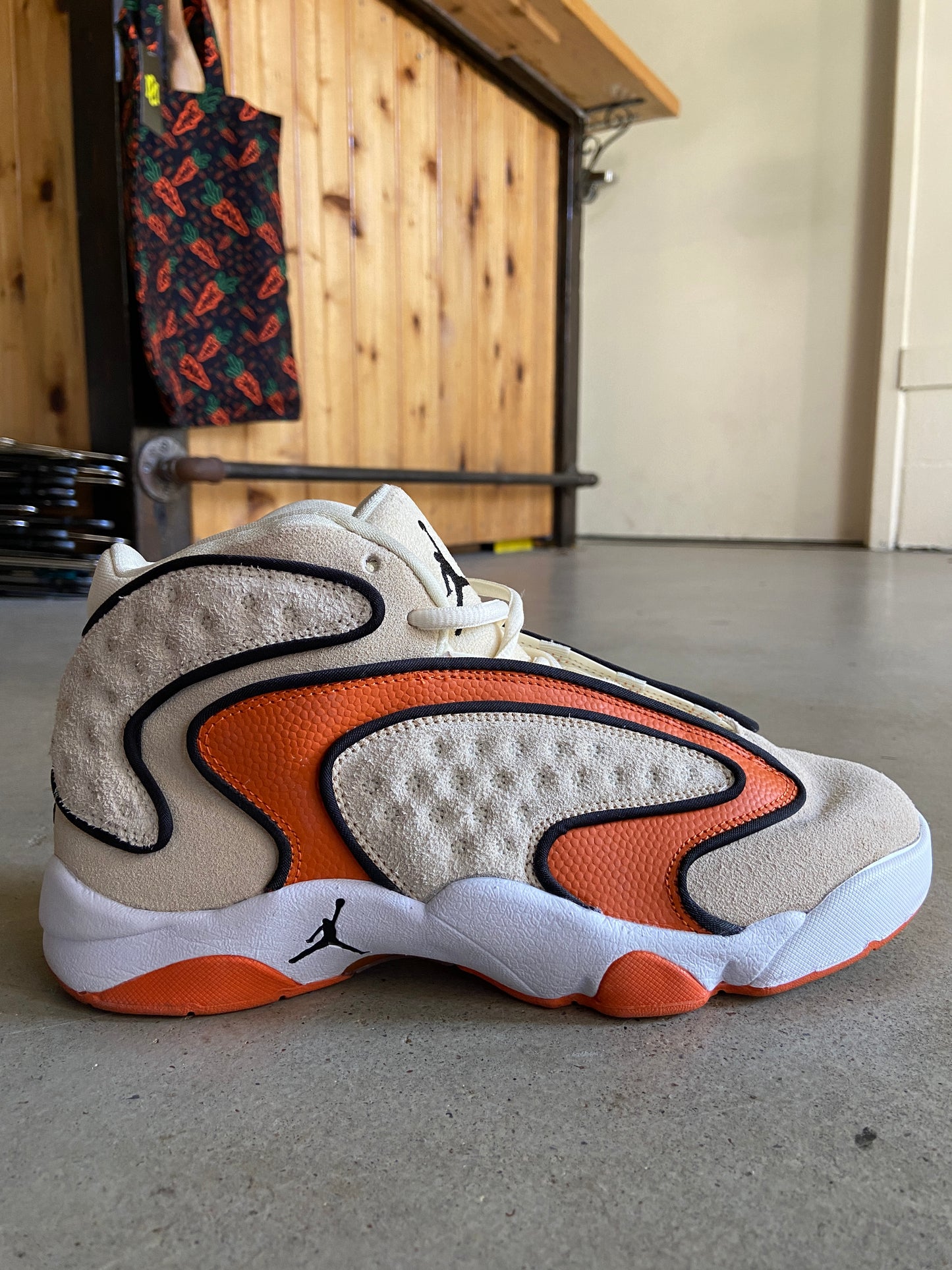 2021 Wmns Air Jordan OG 'Coconut Milk' Sz 9