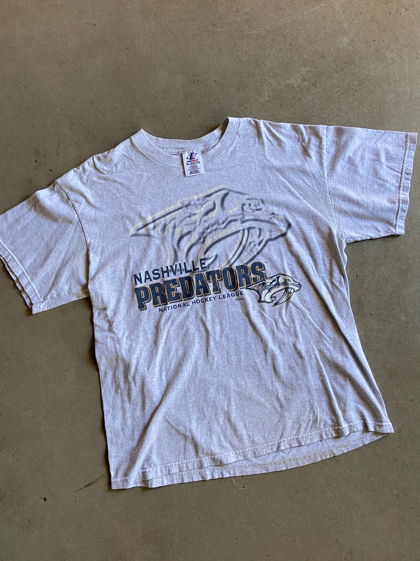 VTG Nashville Predators Logo Athletic Tee Sz XL