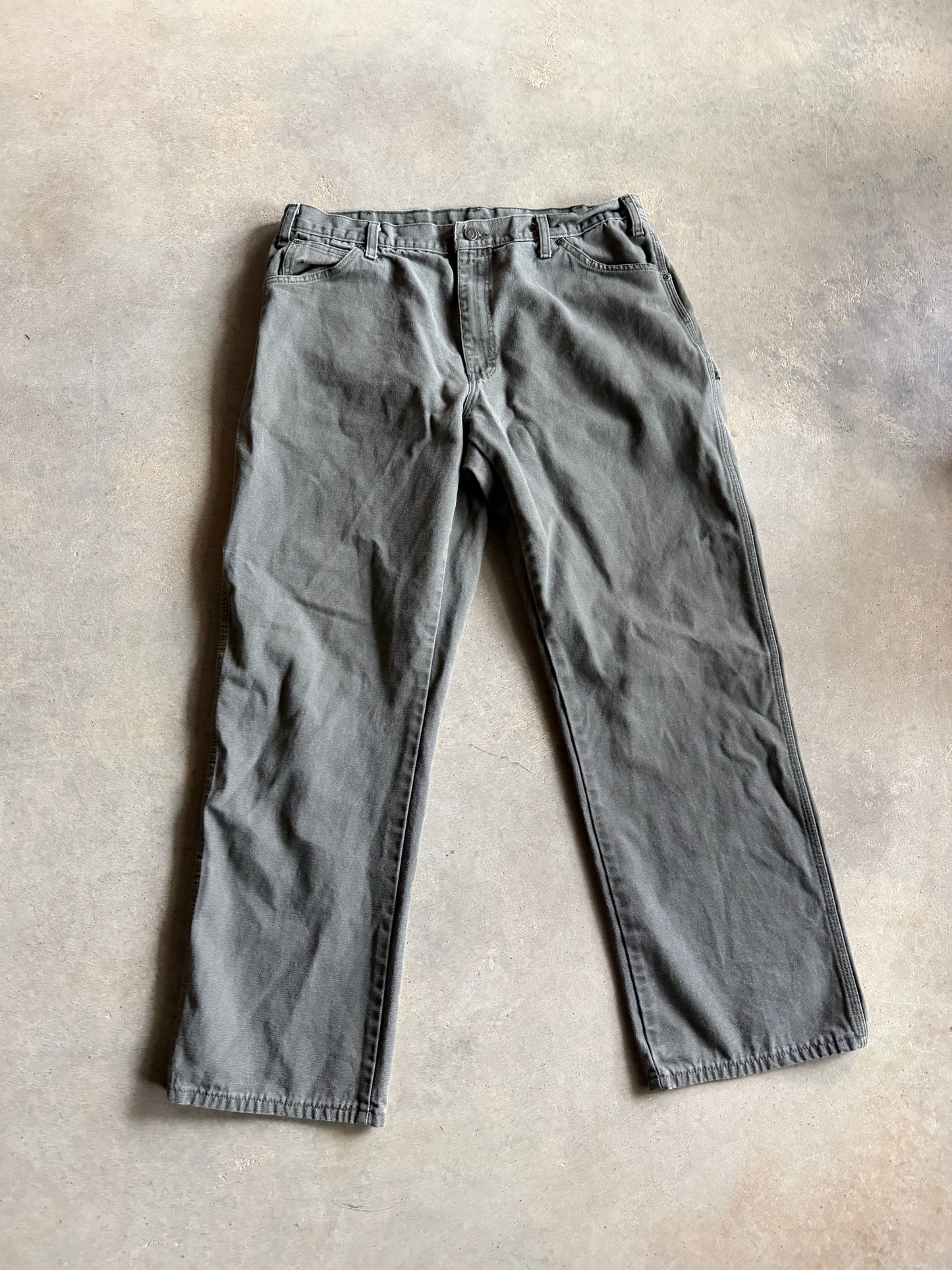 VTG Dickies Green Jeans Sz 38x32