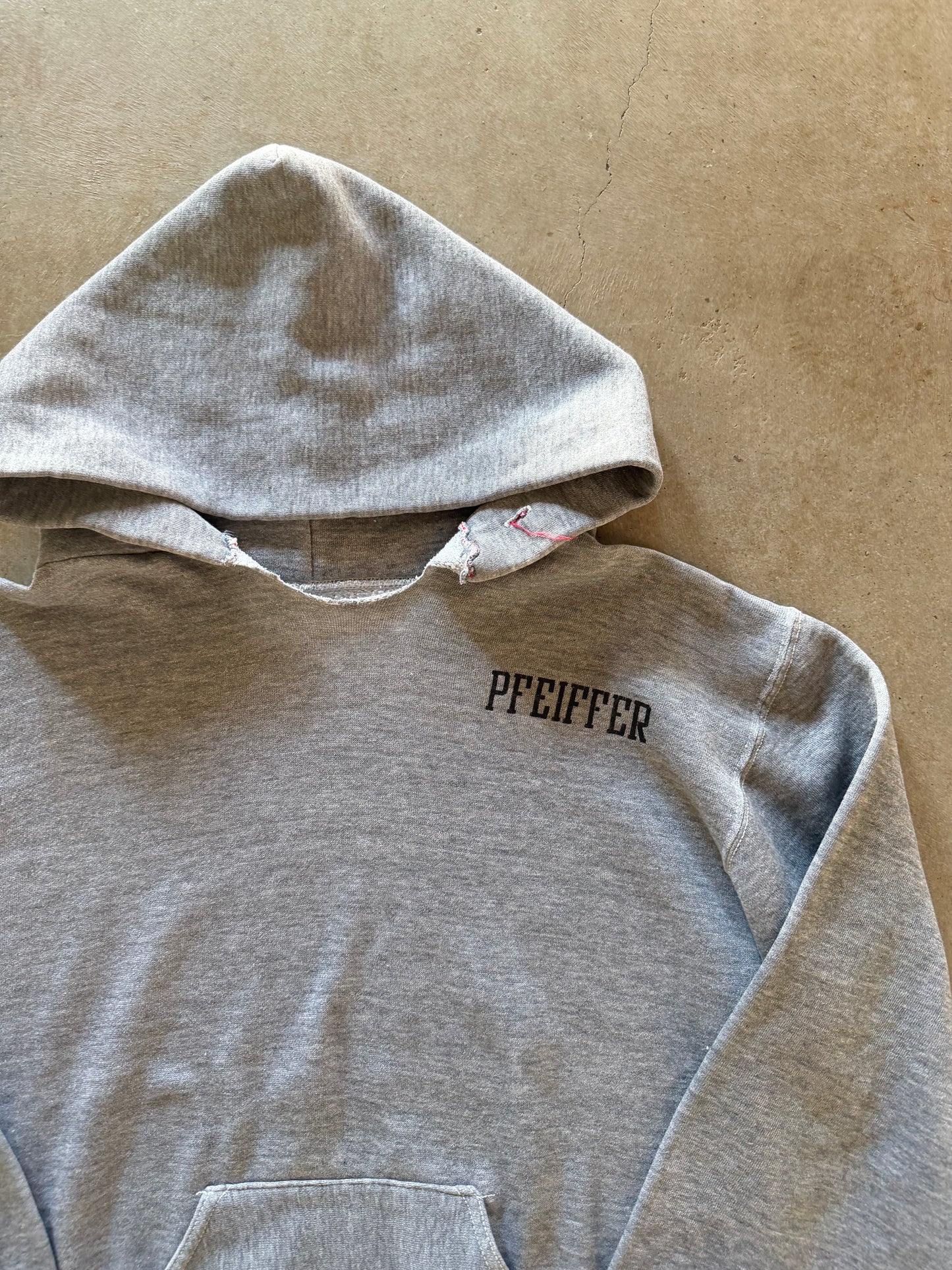 VTG Pfeiffer Gray Cropped Hoodie Sz M/L