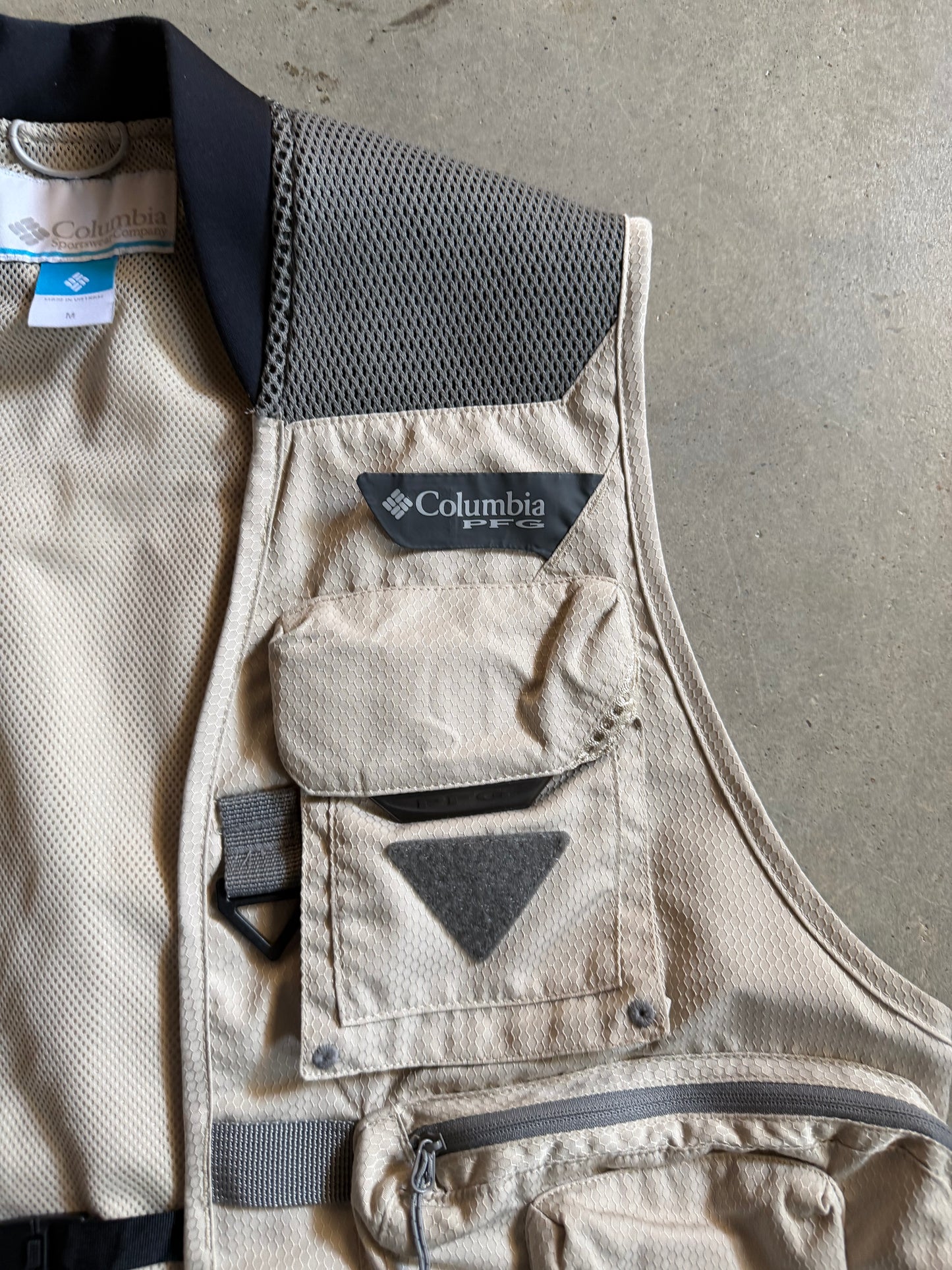 Columbia PFG Fishing Vest Sz M