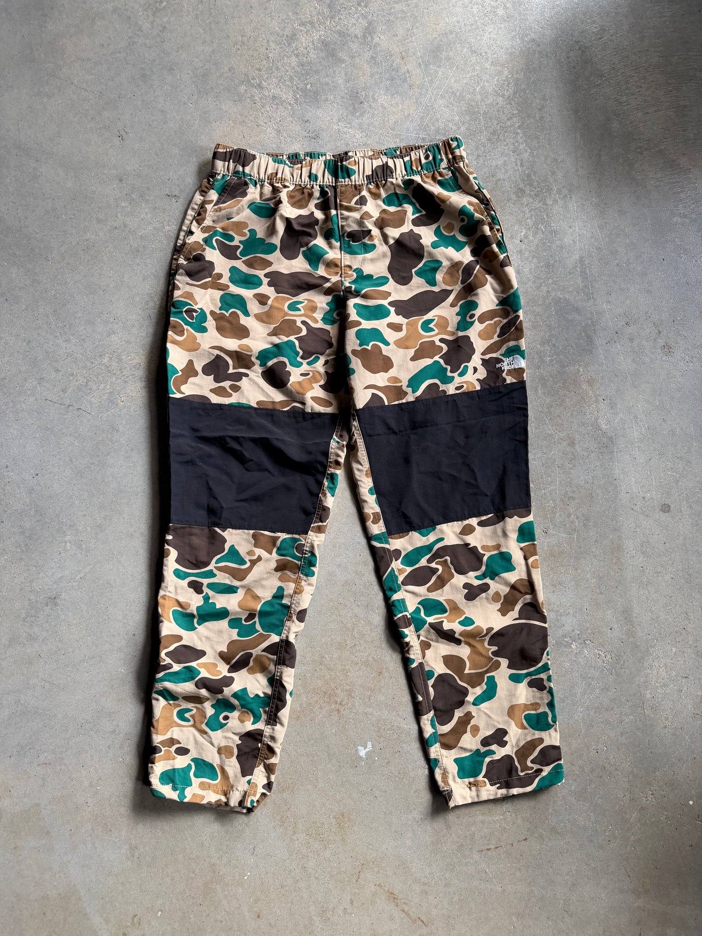 North Face Nylon Double Knee Camo Pants Sz 32