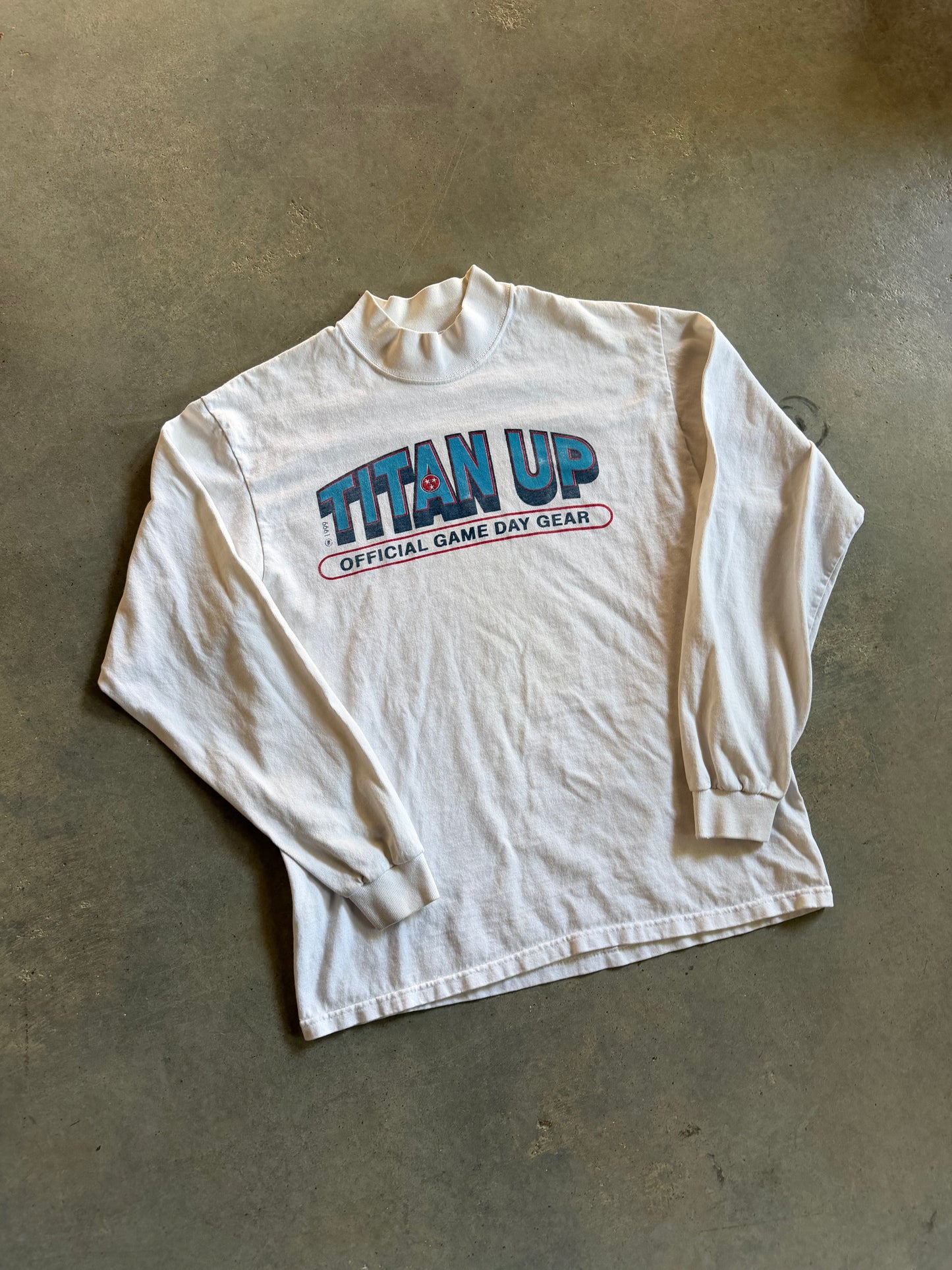 VTG Tennessee Titans Up Mock Up Ls Tee Sz M