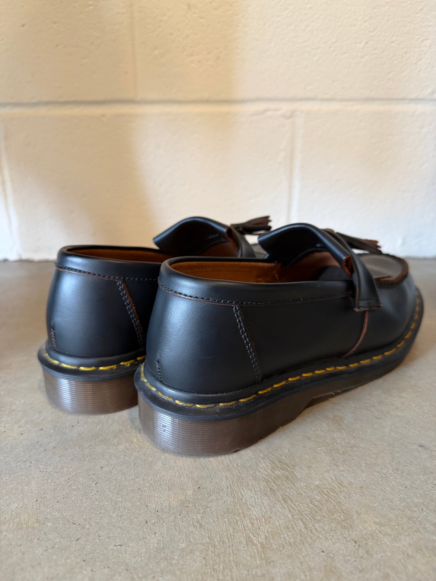 Preowned Dr. Martens Made In England Adrian Tassel Loafer Black Sz 10M/11.5W