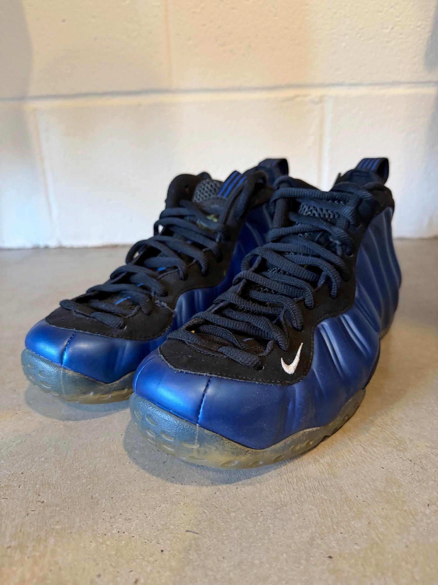 Preowned Nike Air Foamposite One Royal Blue (2011) Sz 7.5M/9W