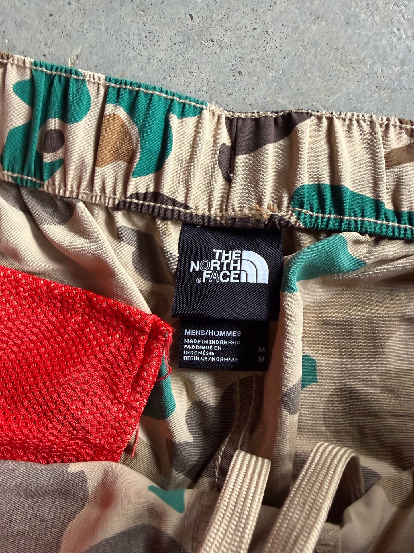 North Face Nylon Double Knee Camo Pants Sz 32