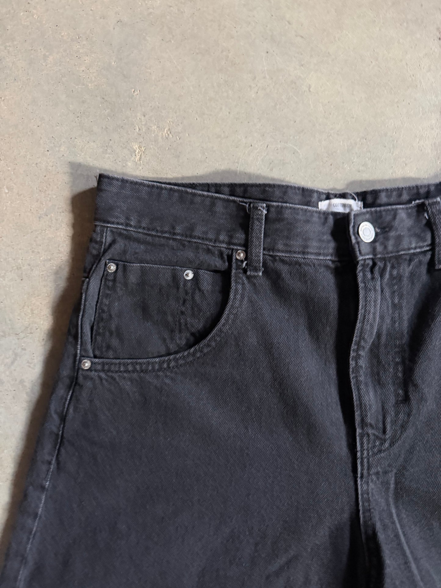Cotton On Y2K Super Wide Black Jorts Sz 32
