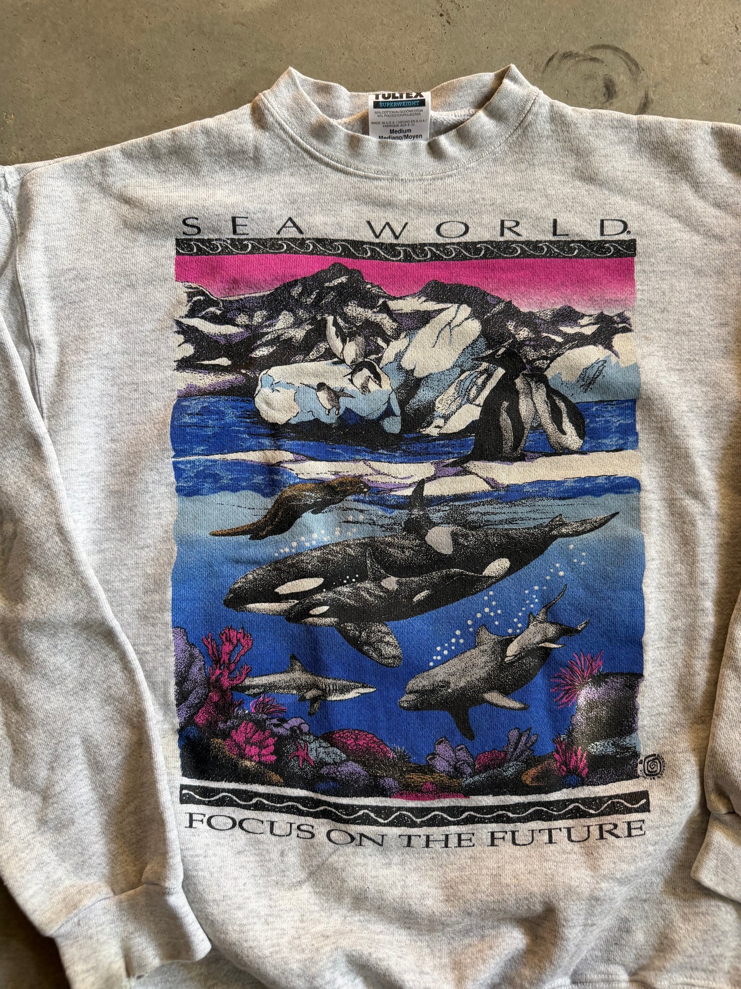 VTG Sea World Focus On The Future Sweatshirt Sz M