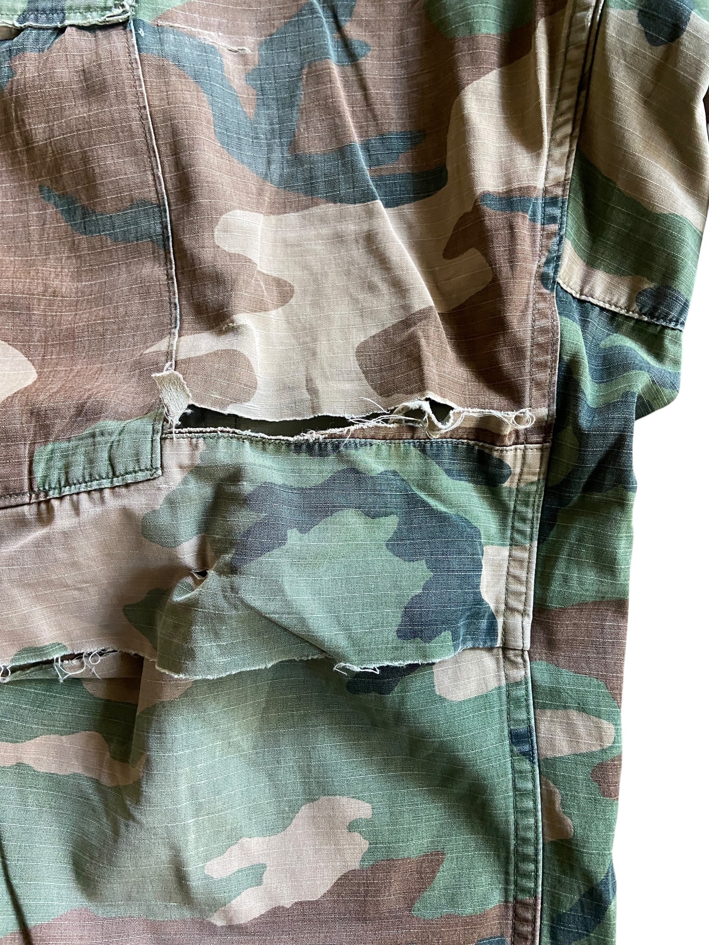 VTG Camo Army Pants Sz 36x32