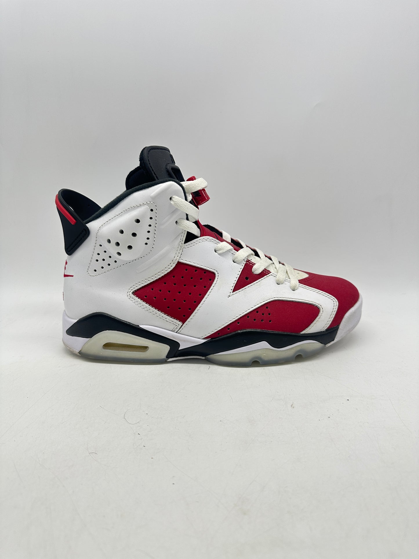 Load image into Gallery viewer, Preowned Air Jordan 6 Retro OG &amp;#39;Carmine&amp;#39; 2021 Sz 8M/9.5W
