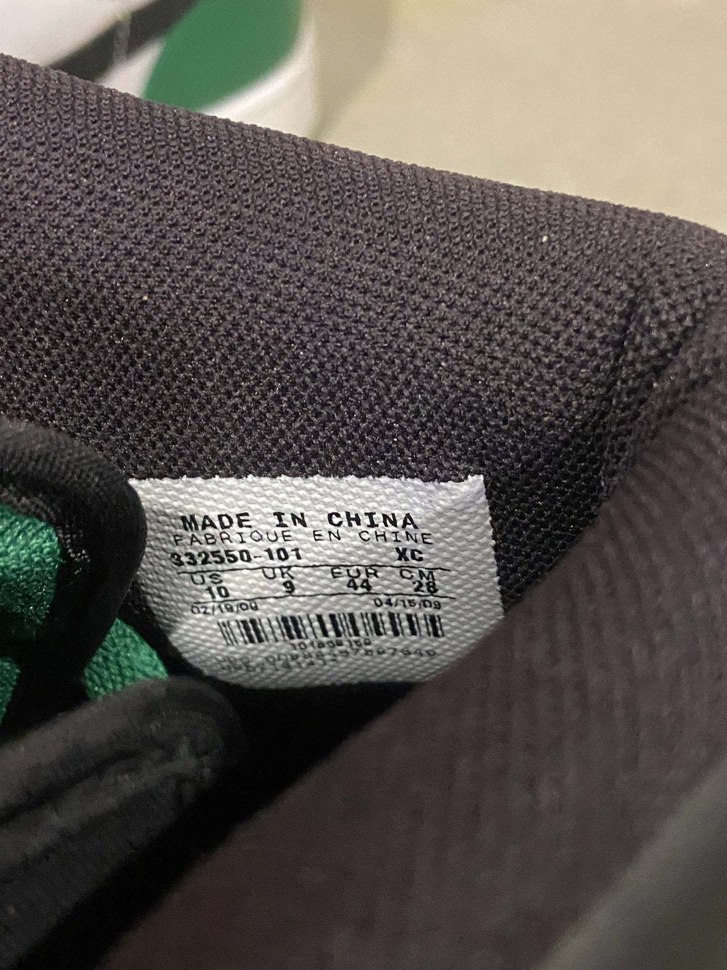 Preowned Jordan 1 Retro Defining Moments Celtics (DMP) Sz 10M/11.5W