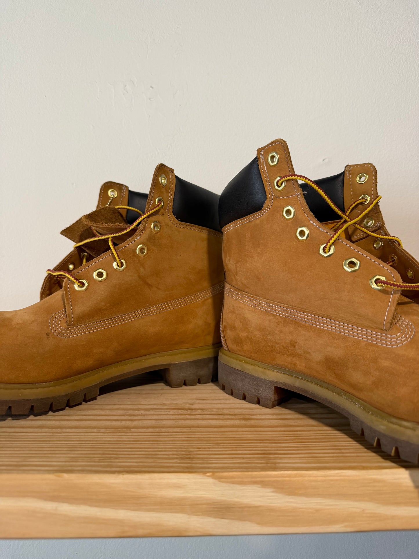 Preowned Timberland 6" Premium Waterproof Boot Wheat Sz 13M/14.5W