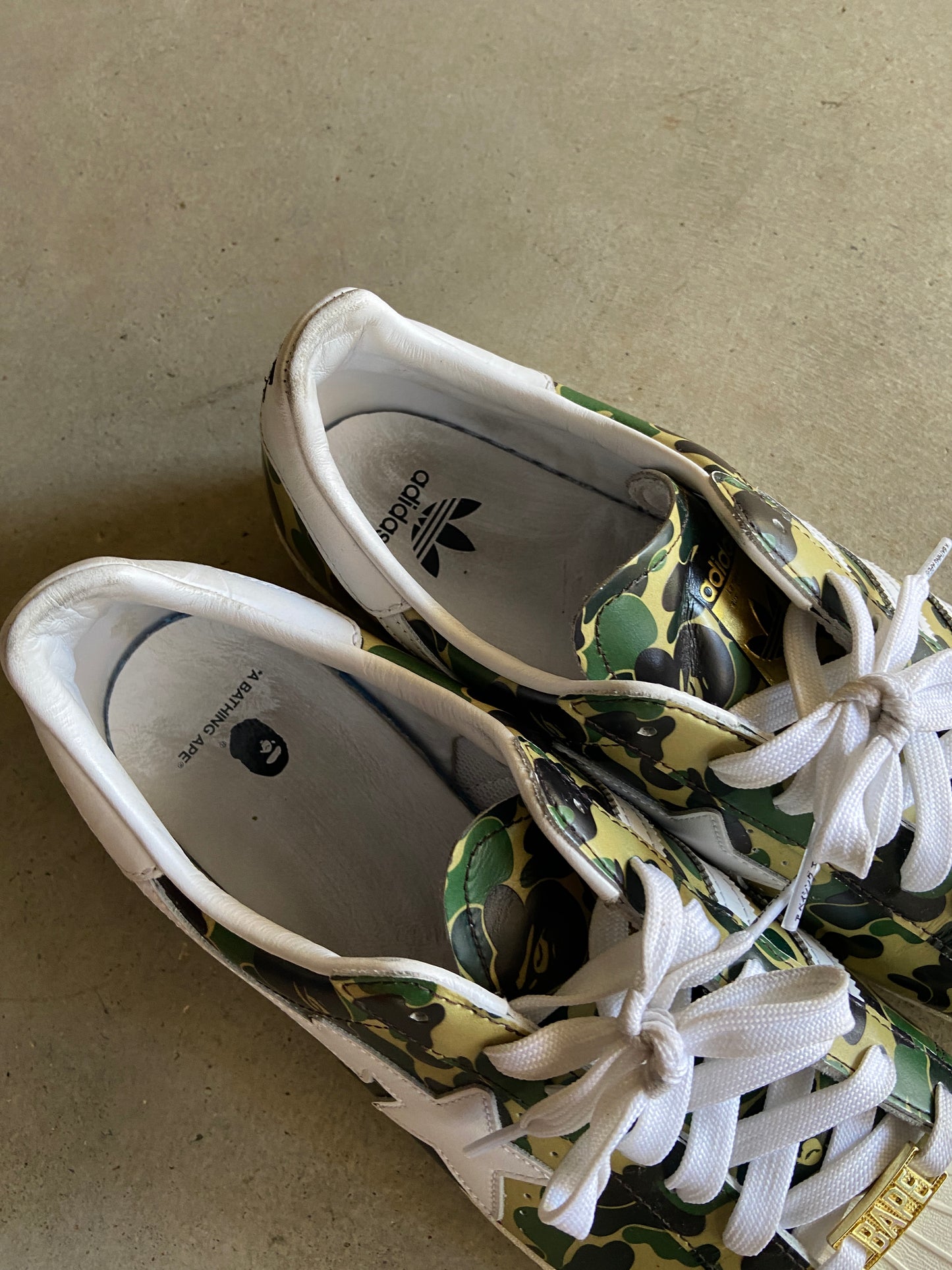 Preowned Adidas Superstar Bape ABC Camo Green Sz 11.5M/13W Music City Vintage Preowned Adidas Superstar Bape ABC Camo Green Sz 11.5M/13W Music City Vintage