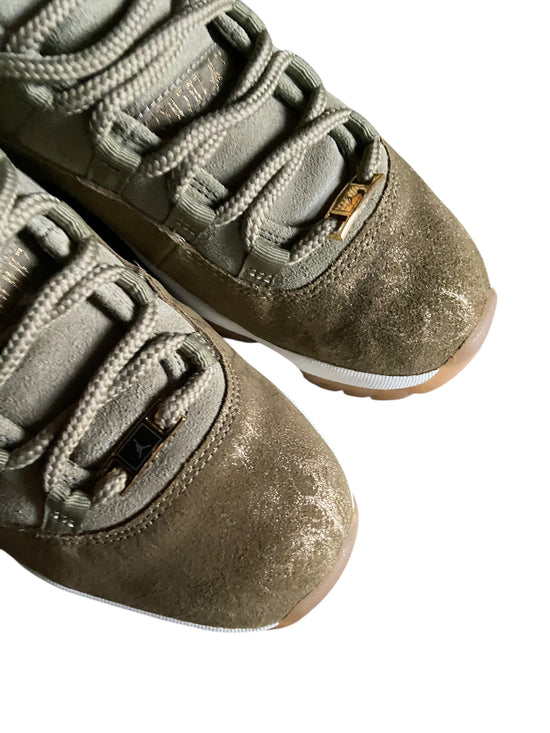 Preowned Air Jordan 11 Wmns "Neutral Olive" Sz 11w/9.5M