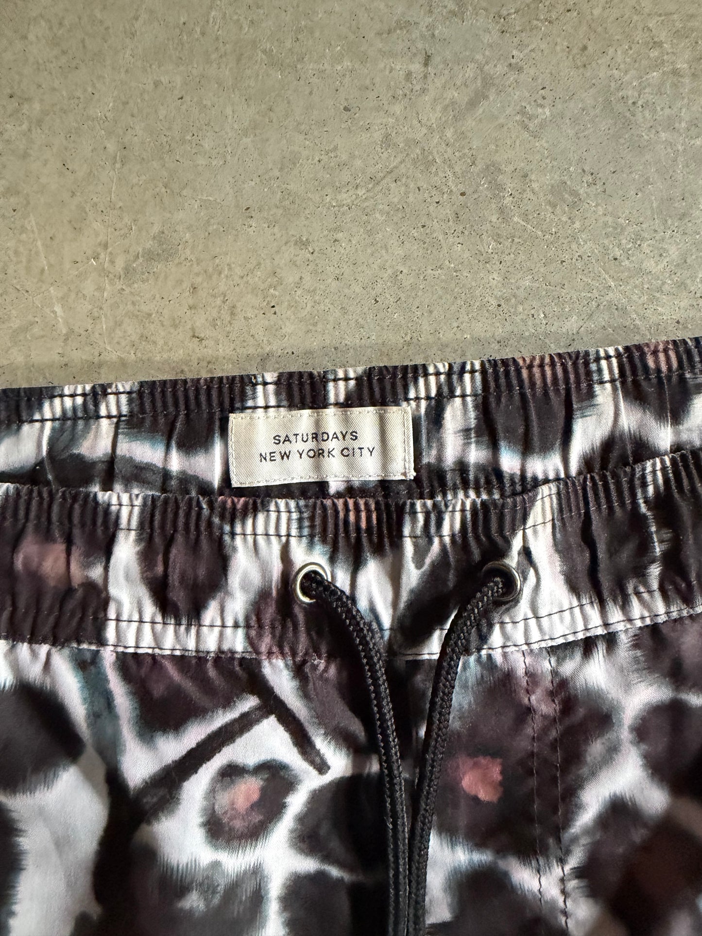 Saturdays Cheetah Short Sz L/XL