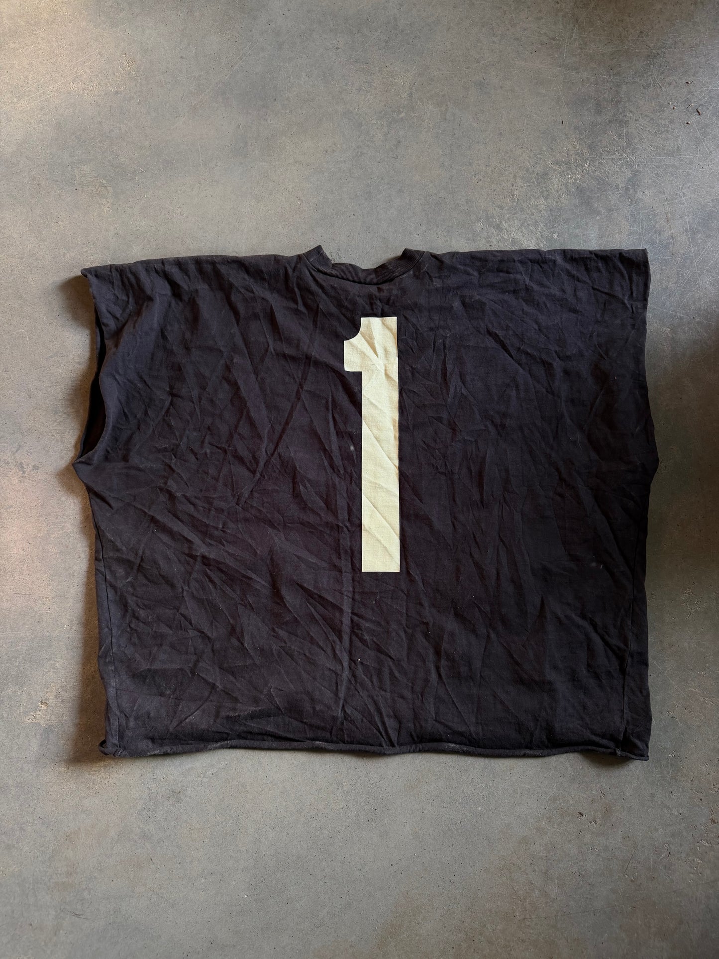 Yeezy Shirt Mens 2 Black Number 1 Logo Cut Off Sleevless Tee Crewneck Sz L