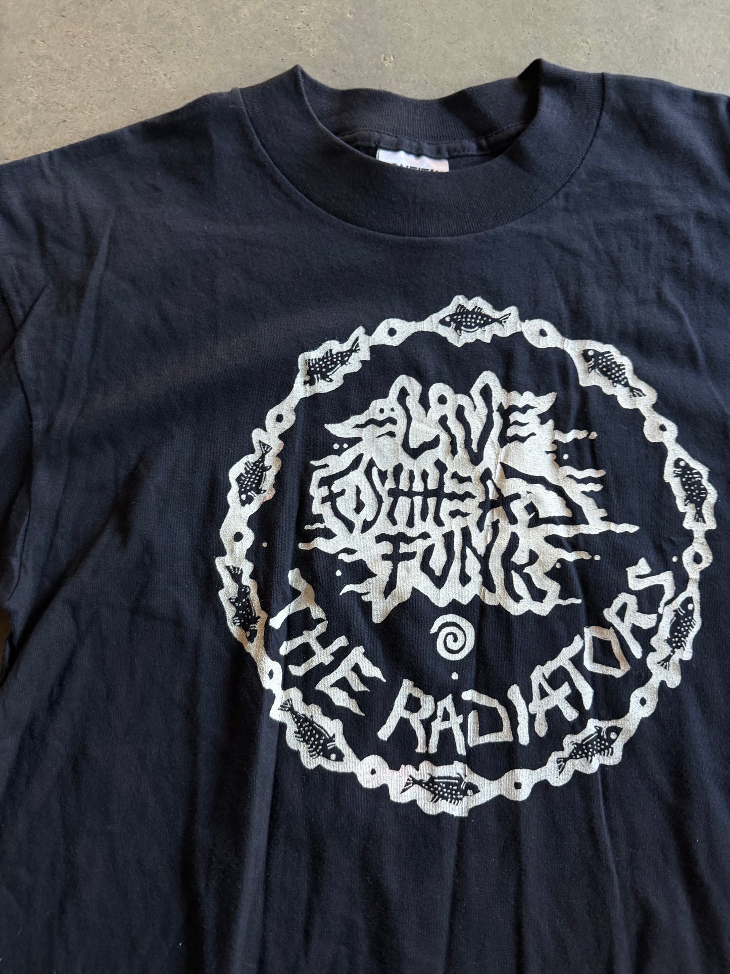 VTG 90s The Radiators Live Fish Head Funk Tee Sz L