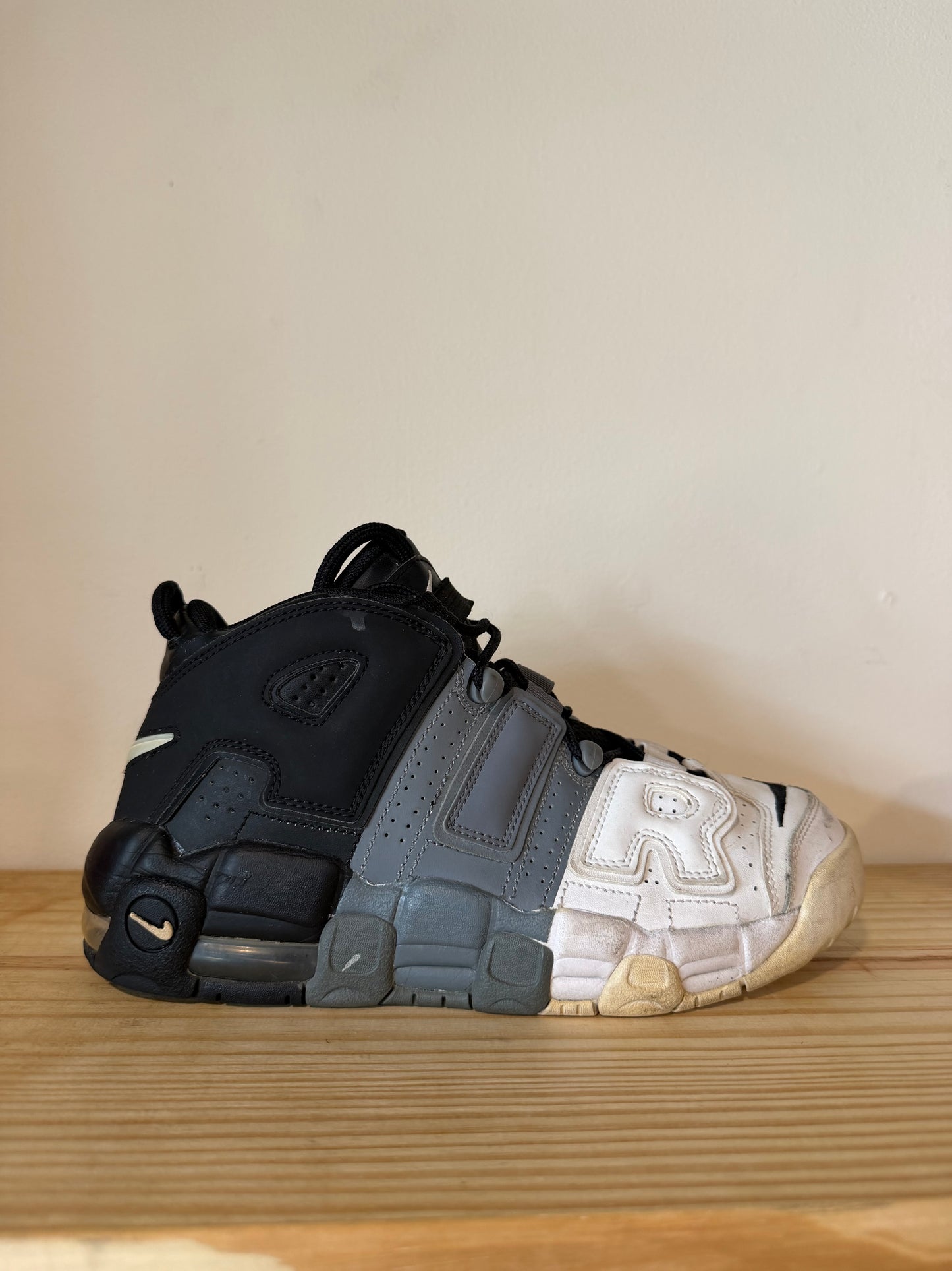 Nike Air More Uptempo Low Tri-Color Sz 6.5Y
