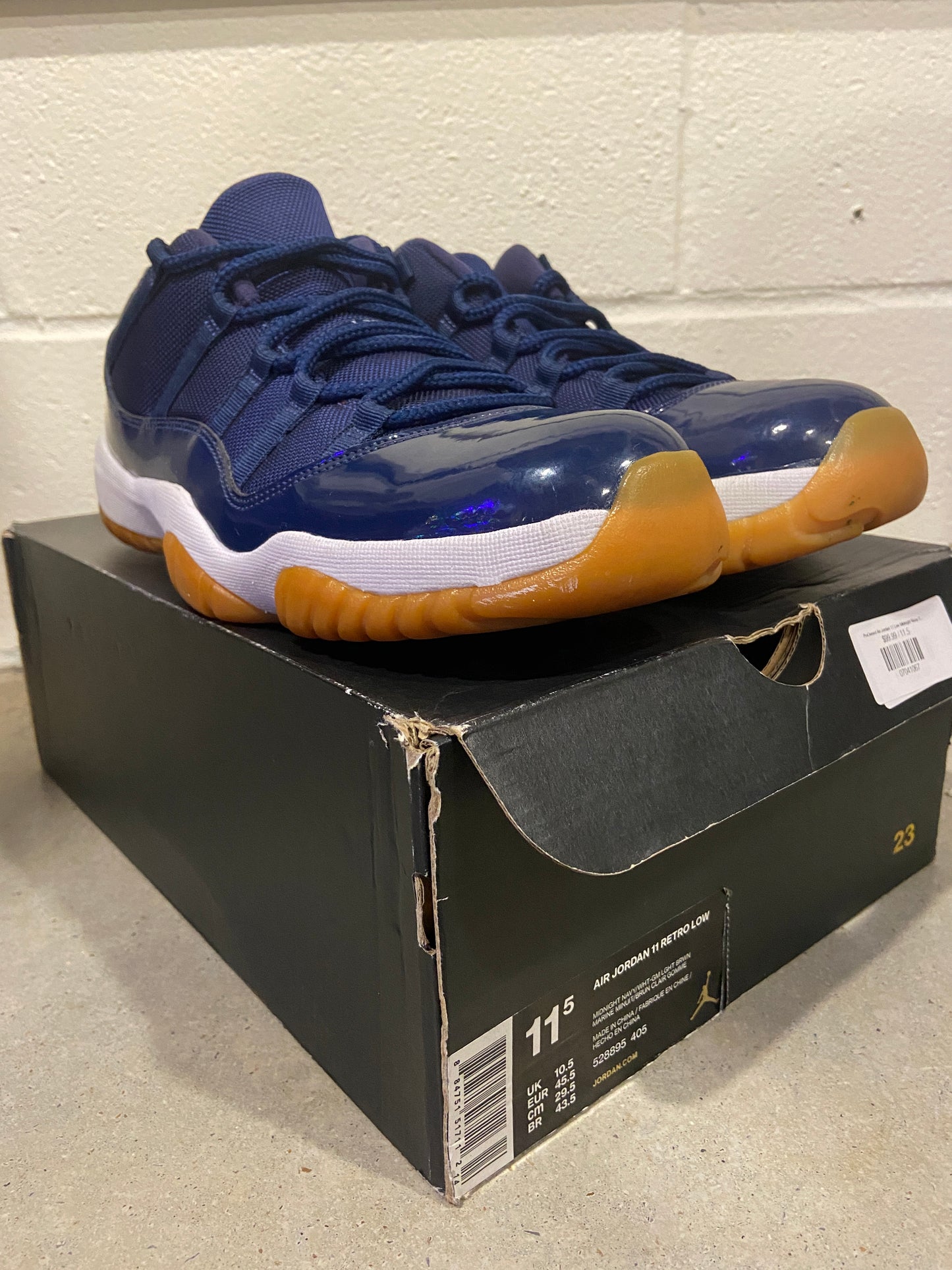 PreOwned Air Jordan 11 Low Midnight Navy Sz 11.5M/13W