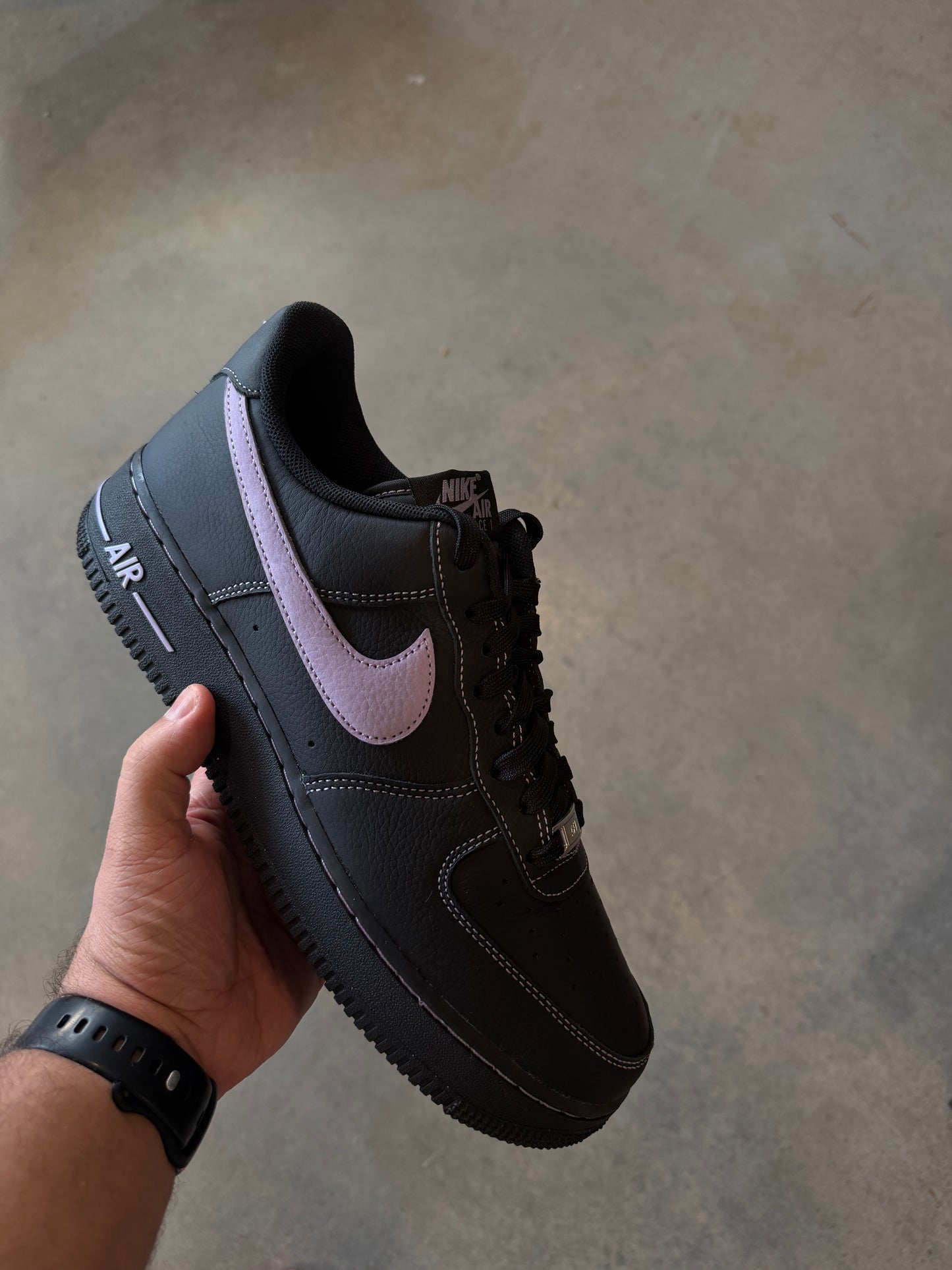 Preowned Nike Air Force 1 Low '07 LV8 Hydrangeas Black Sz 10.5M/12W