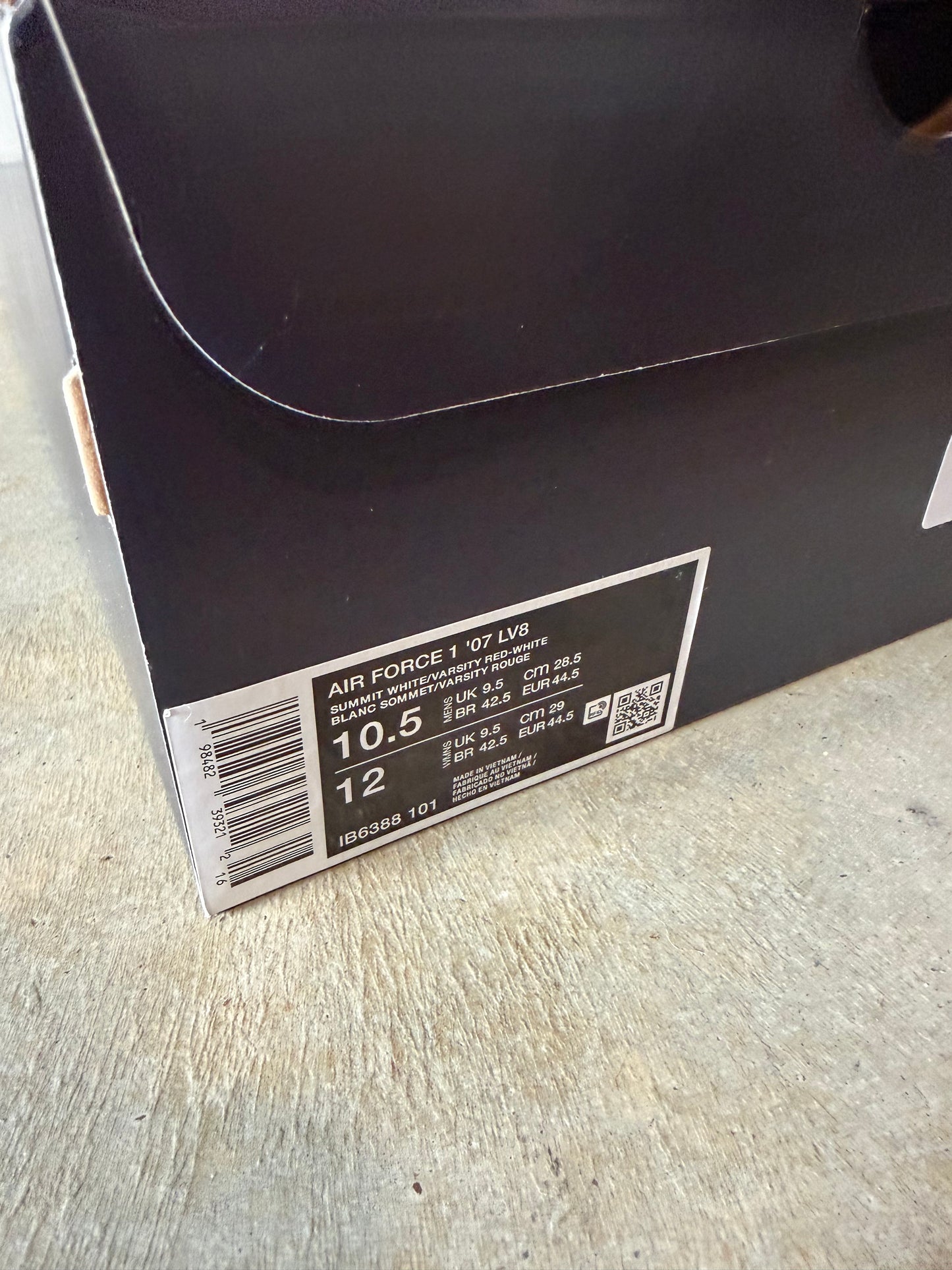 Nike Air Force 1 Low '07 LV8 Summit White Varsity Red Gum Sz 10.5M/12W IB6388-101