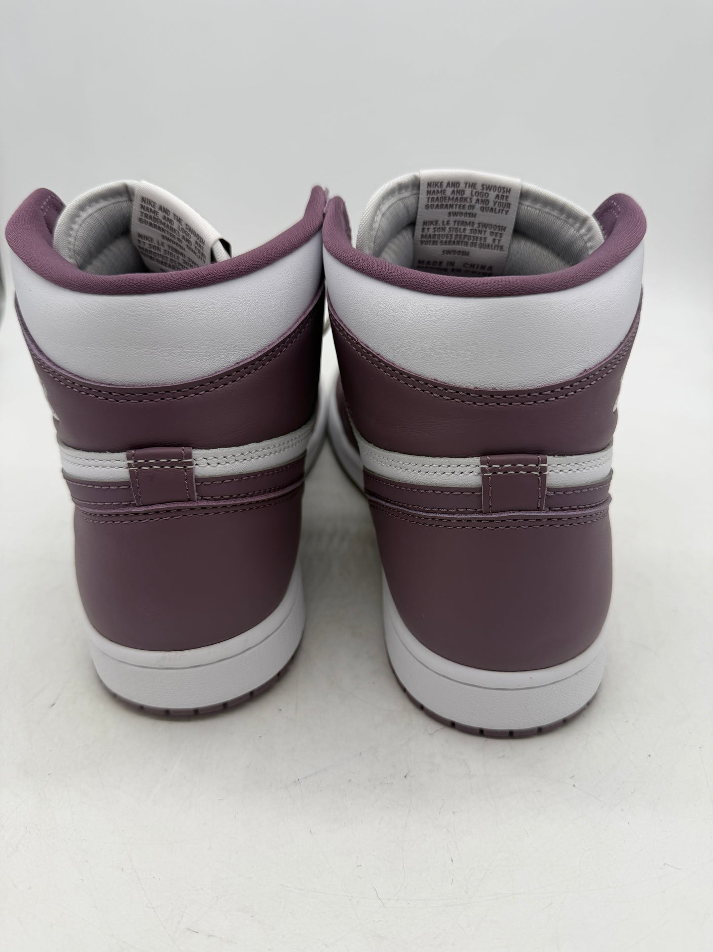 Preowned Air Jordan 1 Retro High OG 'Mauve' Sz 10.5M/12W DZ5485-105