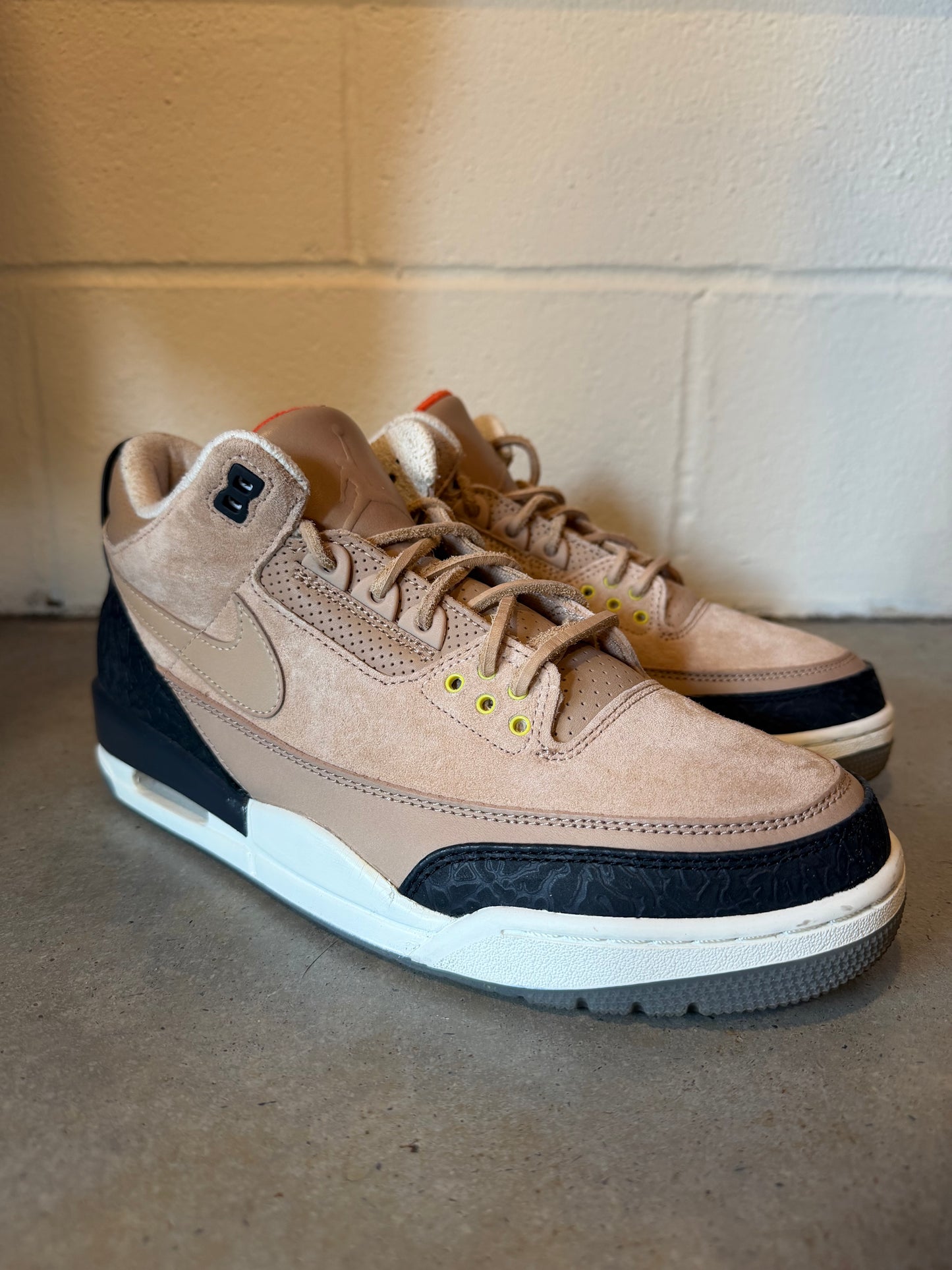 Preowned Air Jordan 3 Retro JTH NRG Bio Beige Sz 9.5M/11W