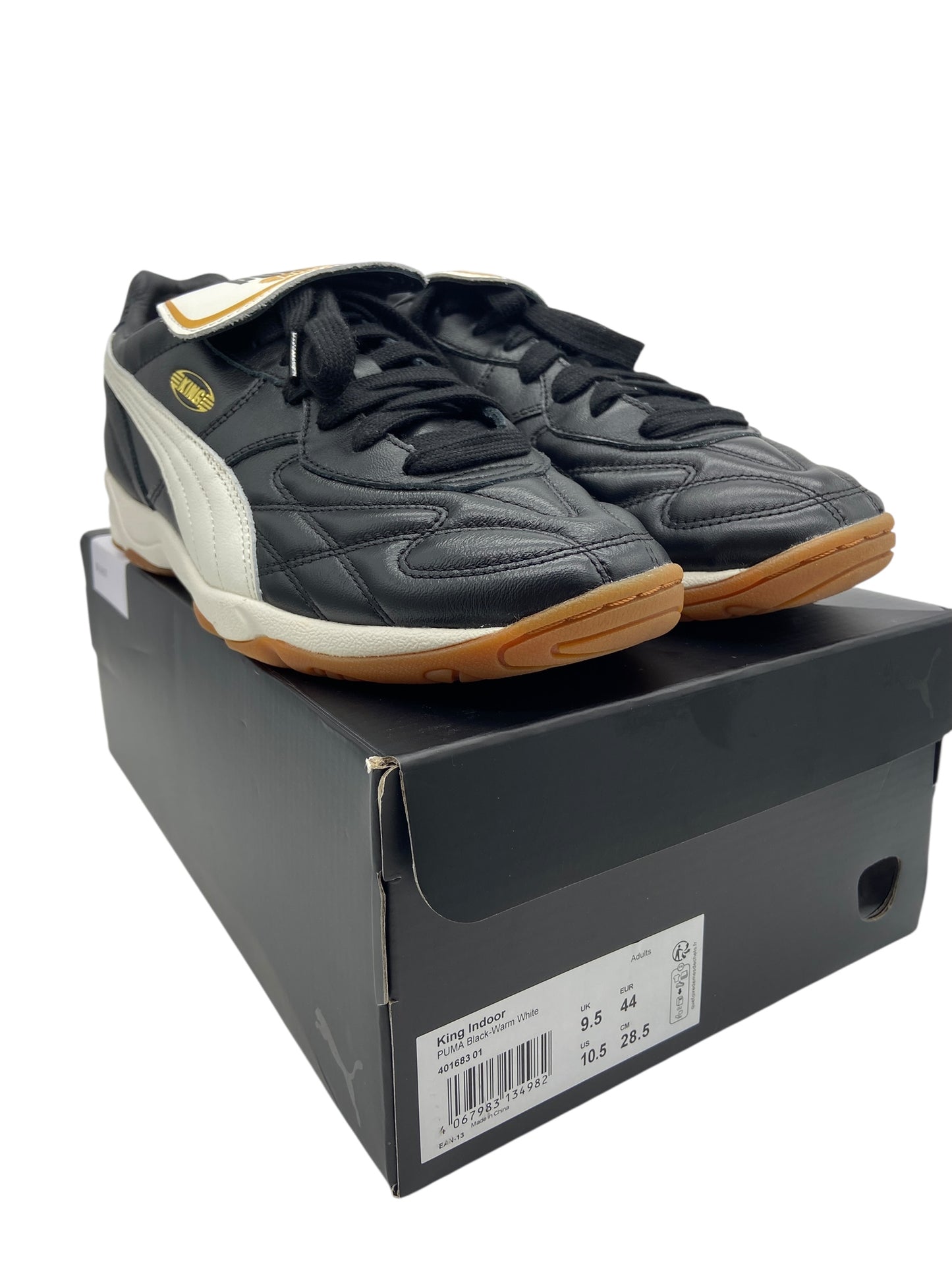 Preowned Puma King Indoor "Black-Warm White" Sz 10.5" 401683-01