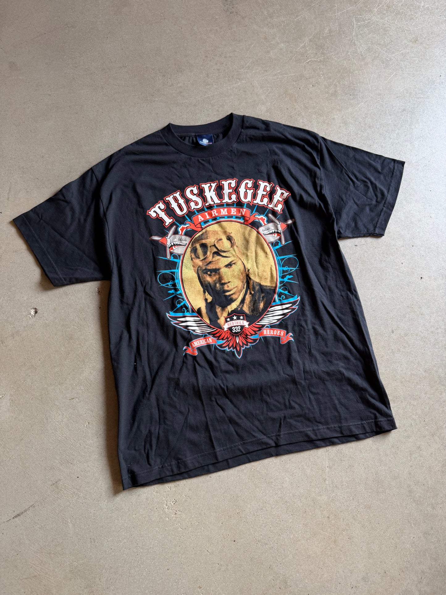 Tuskegee Airmen Redtails 332nd Fighter Group Tee Sz XL