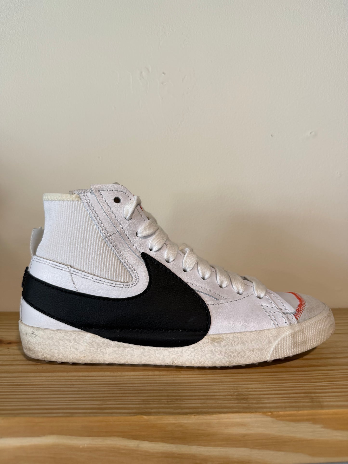 Preowned Nike Blazer Mid 77 Jumbo White Black Sz 11M/12.5W