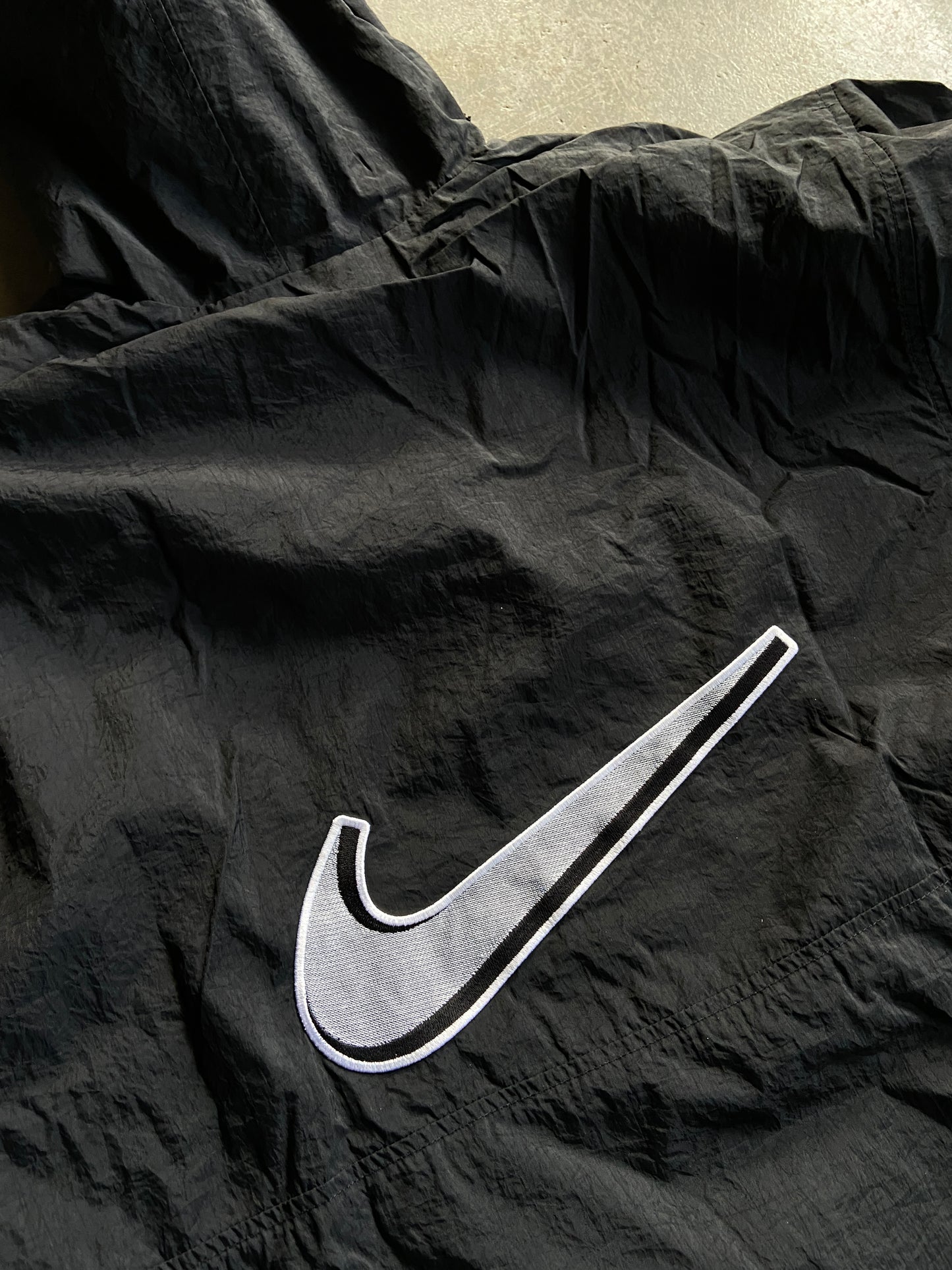 VTG Nike Silver/Black Nylon Pullover Jacket Sz M