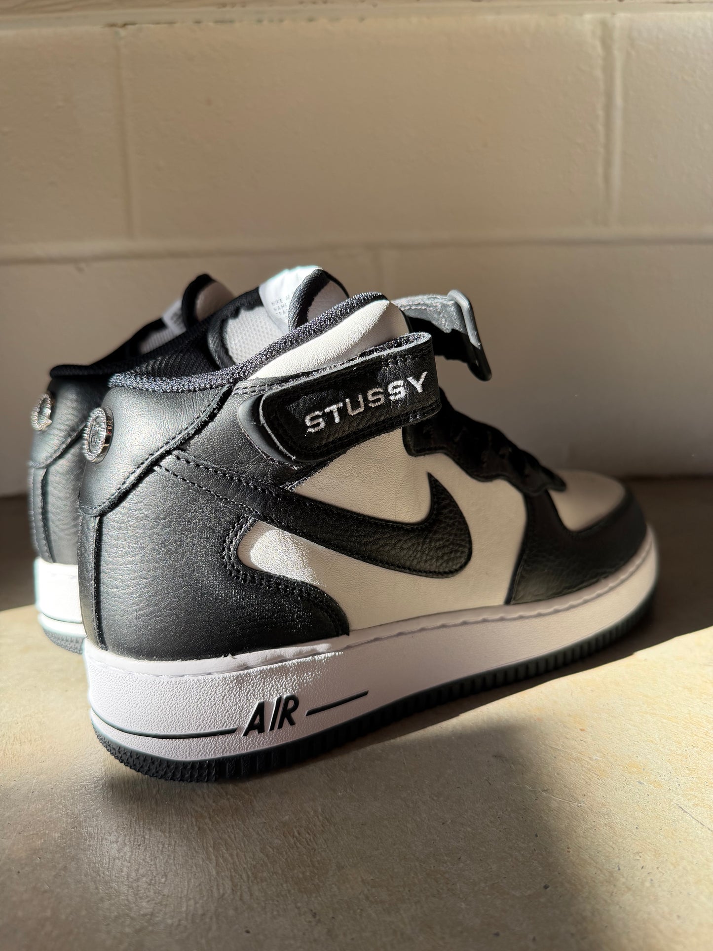Preowned Nike Stussy Air Force One Mid Light Bone Black Sz 10.5M/12W