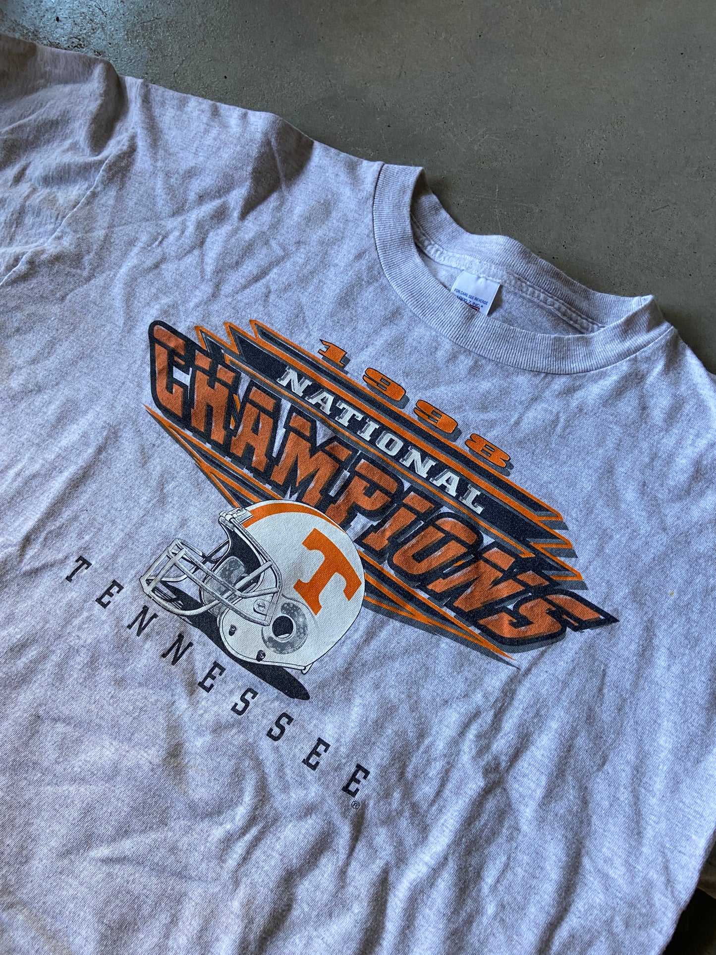 VTG 1997 Tennessee Vols National Champs Logo 7 Tee Sz XL