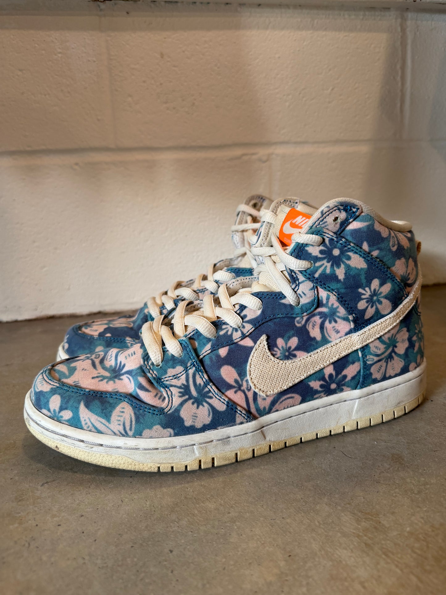 Preowned Nike SB Dunk High Hawaii Sz 10M/11.5W