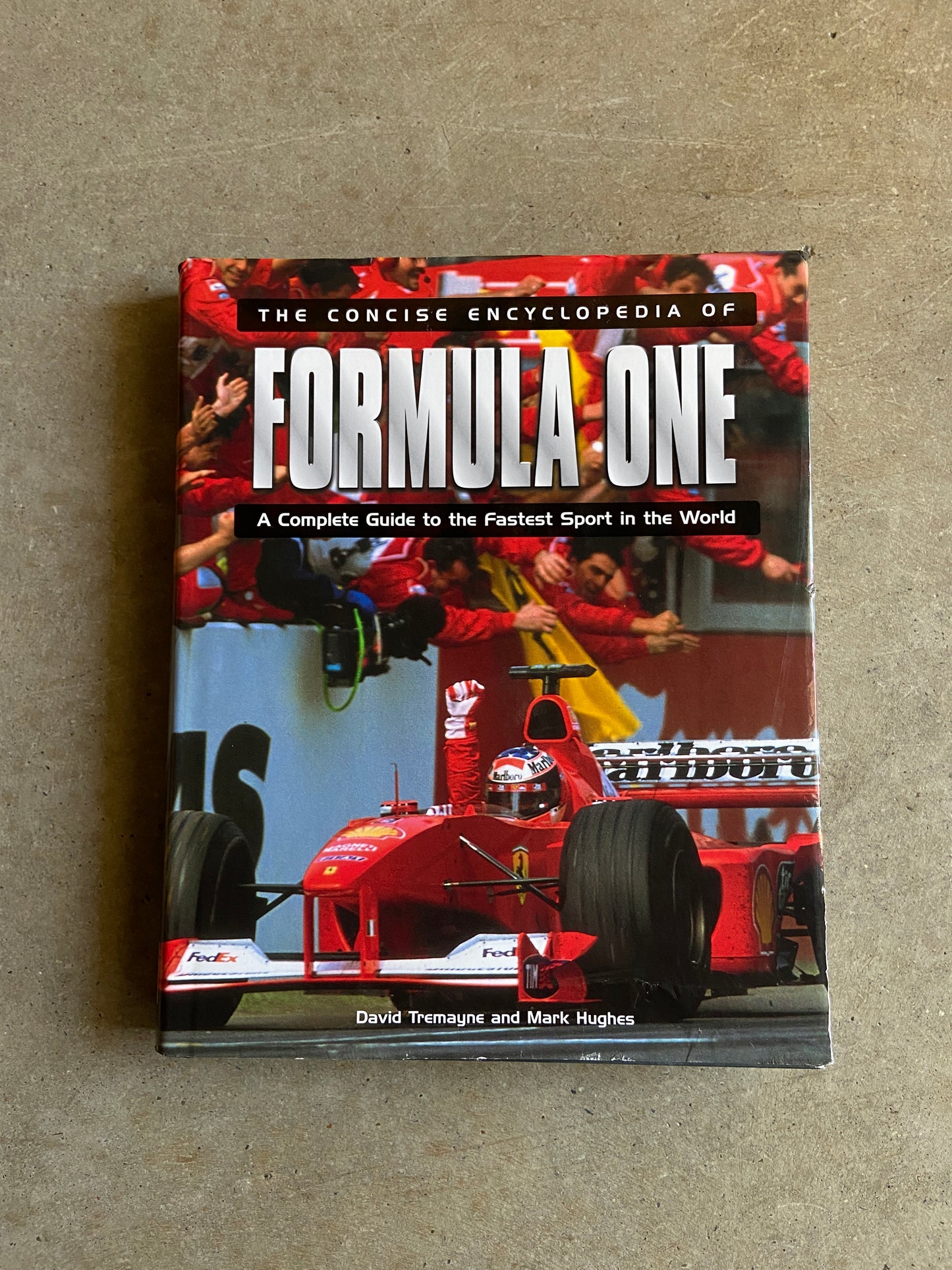 2000 The Concise Encyclopedia of Formula One Book