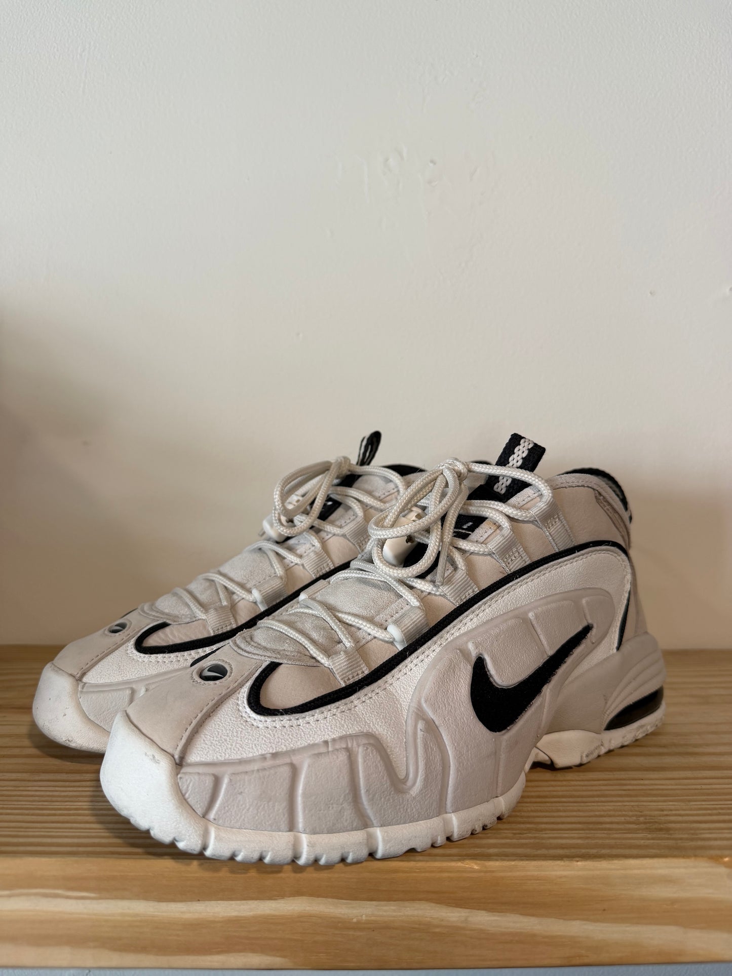 Preowned Nike Air Max Penny 1 Social Status Recess Photon Dust Sz 6.5M/8W