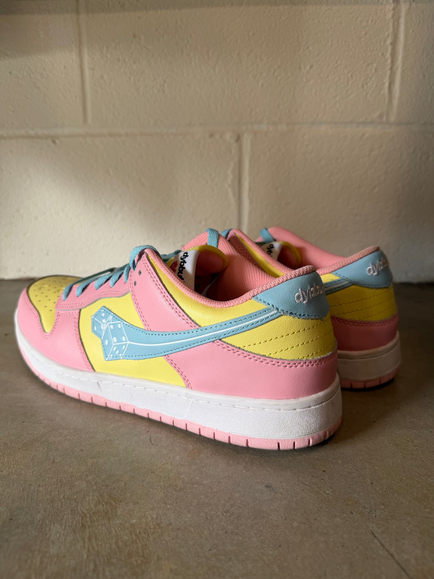 Donny The Dybbuk Dice Sneakers Sz 11M/12.5W