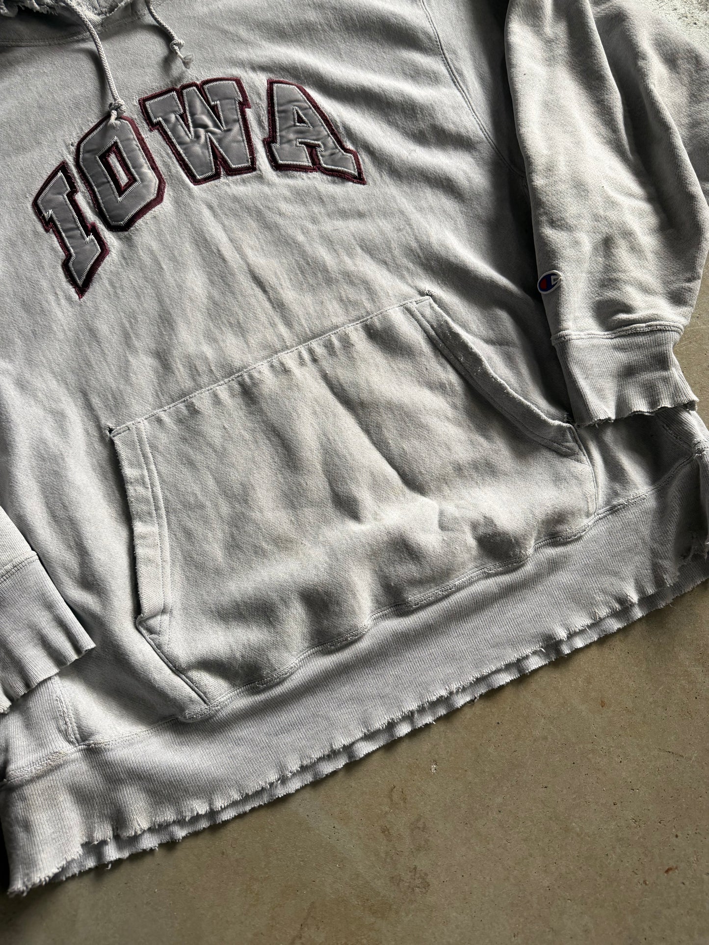 Iowa Distressed Gray Hoodie Sz XL